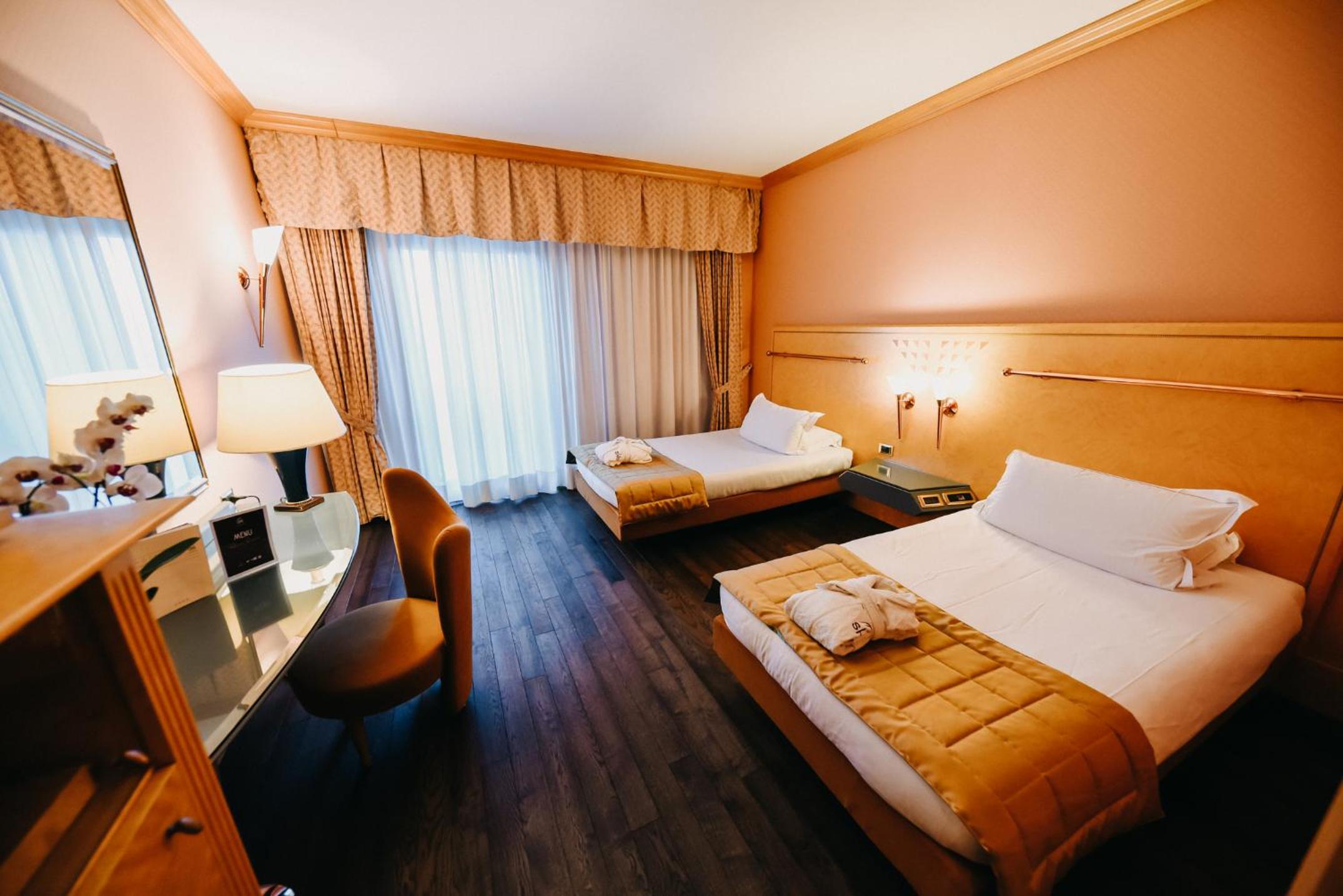 Superior Double Room - Photo 3