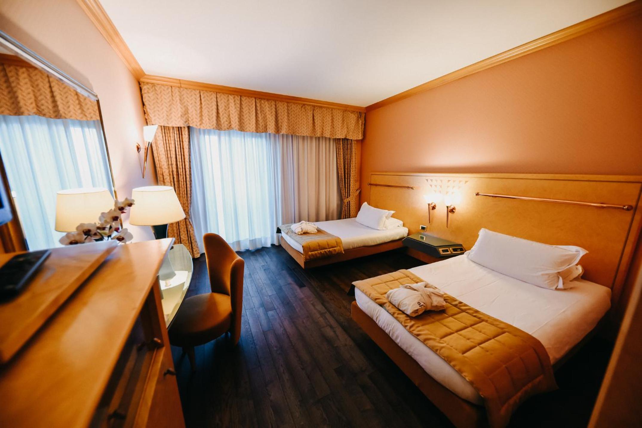 Superior Double Room - Photo 4
