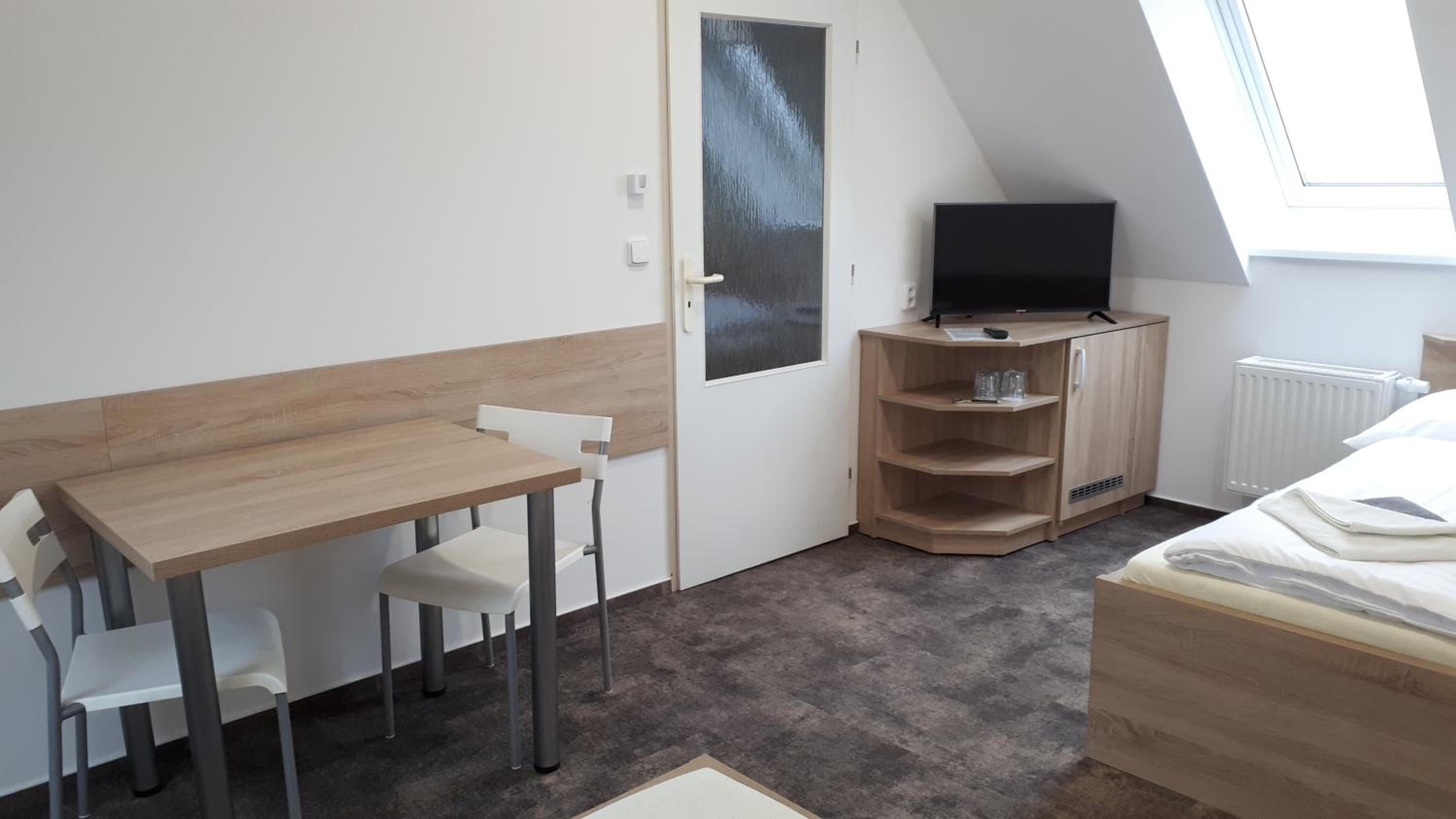 Triple Room with Private Bathroom photo 1
