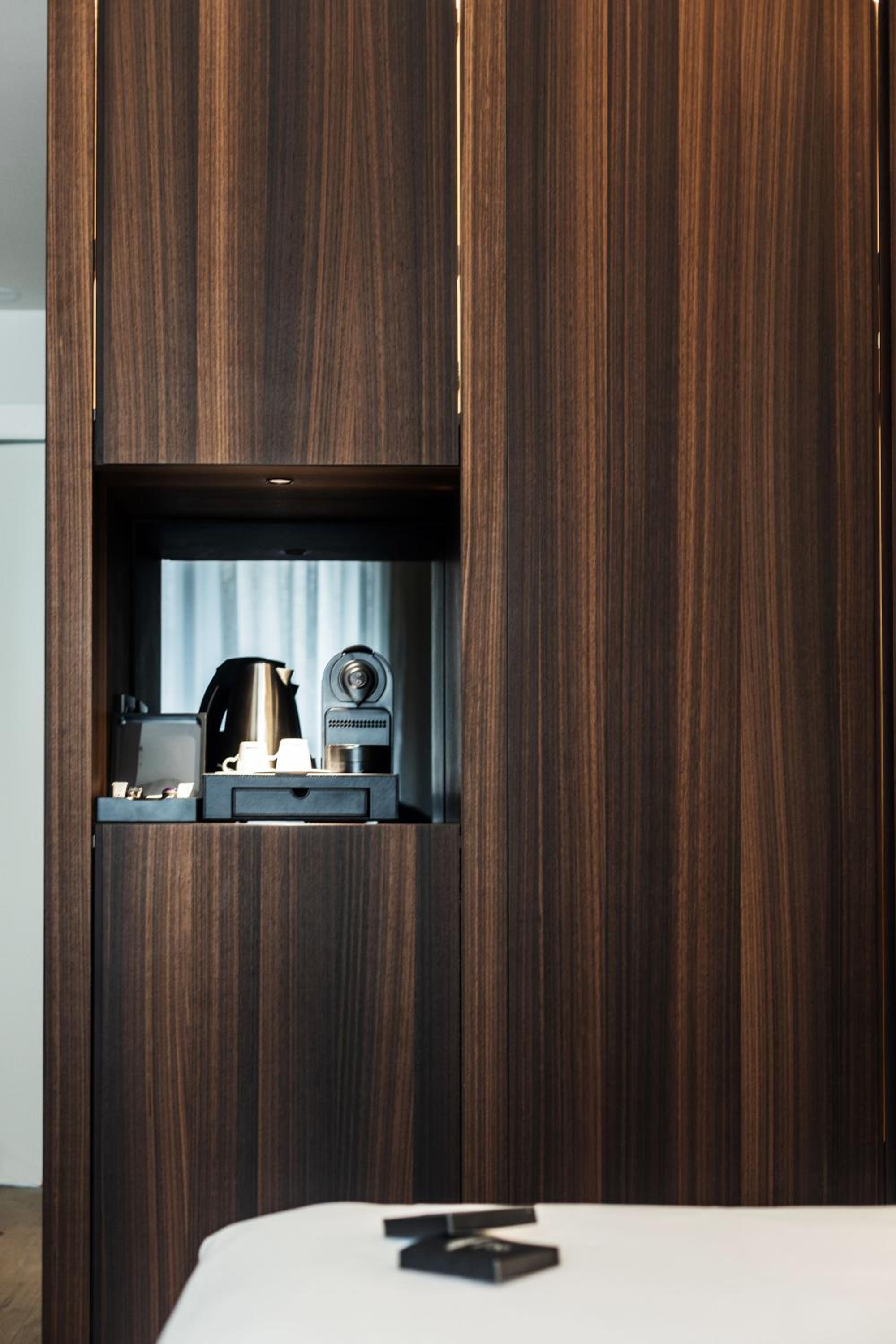 Double or Twin Room - Photo 12