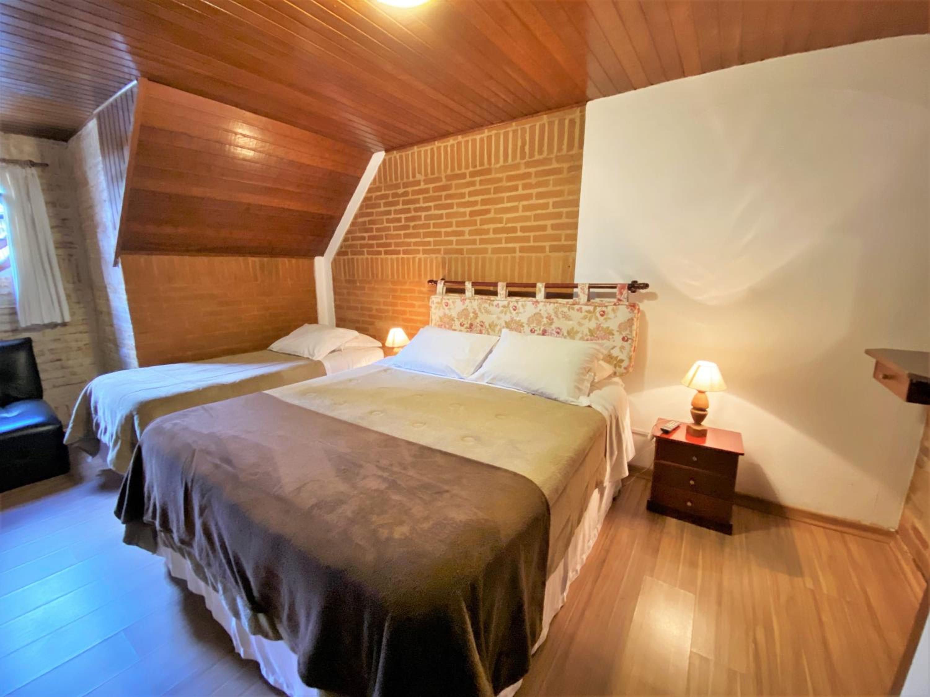 Standard Triple Room photo 3