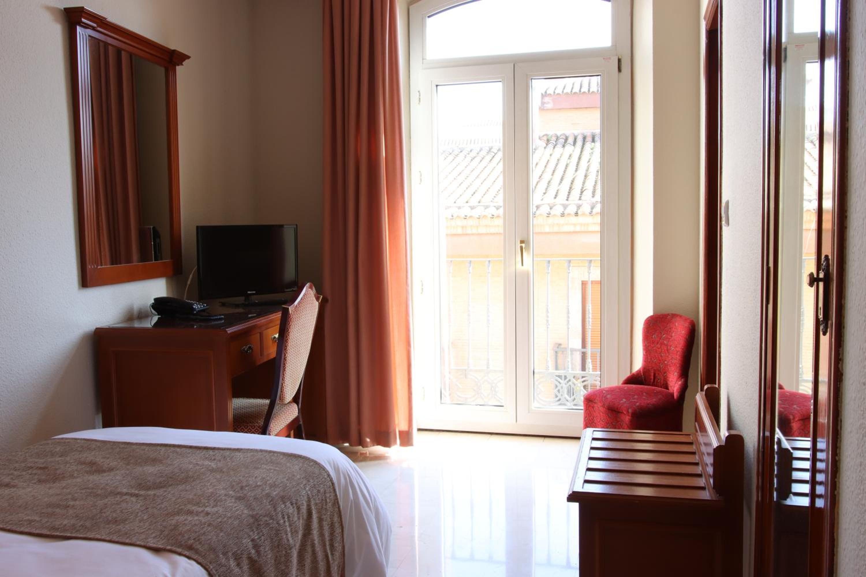 Single Room photo 2