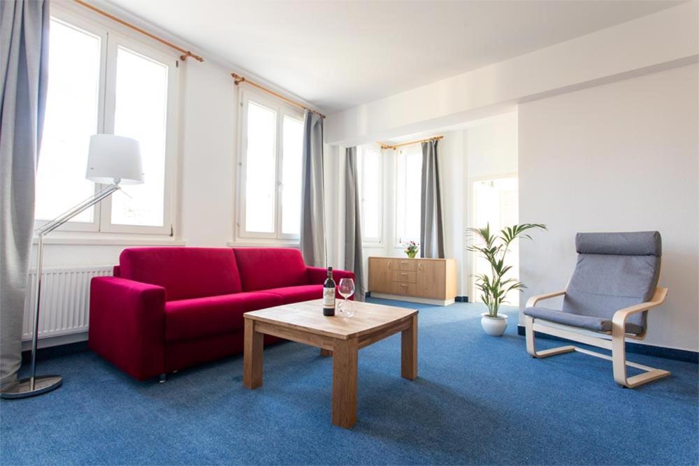 Apartment - Ground Floor photo 2