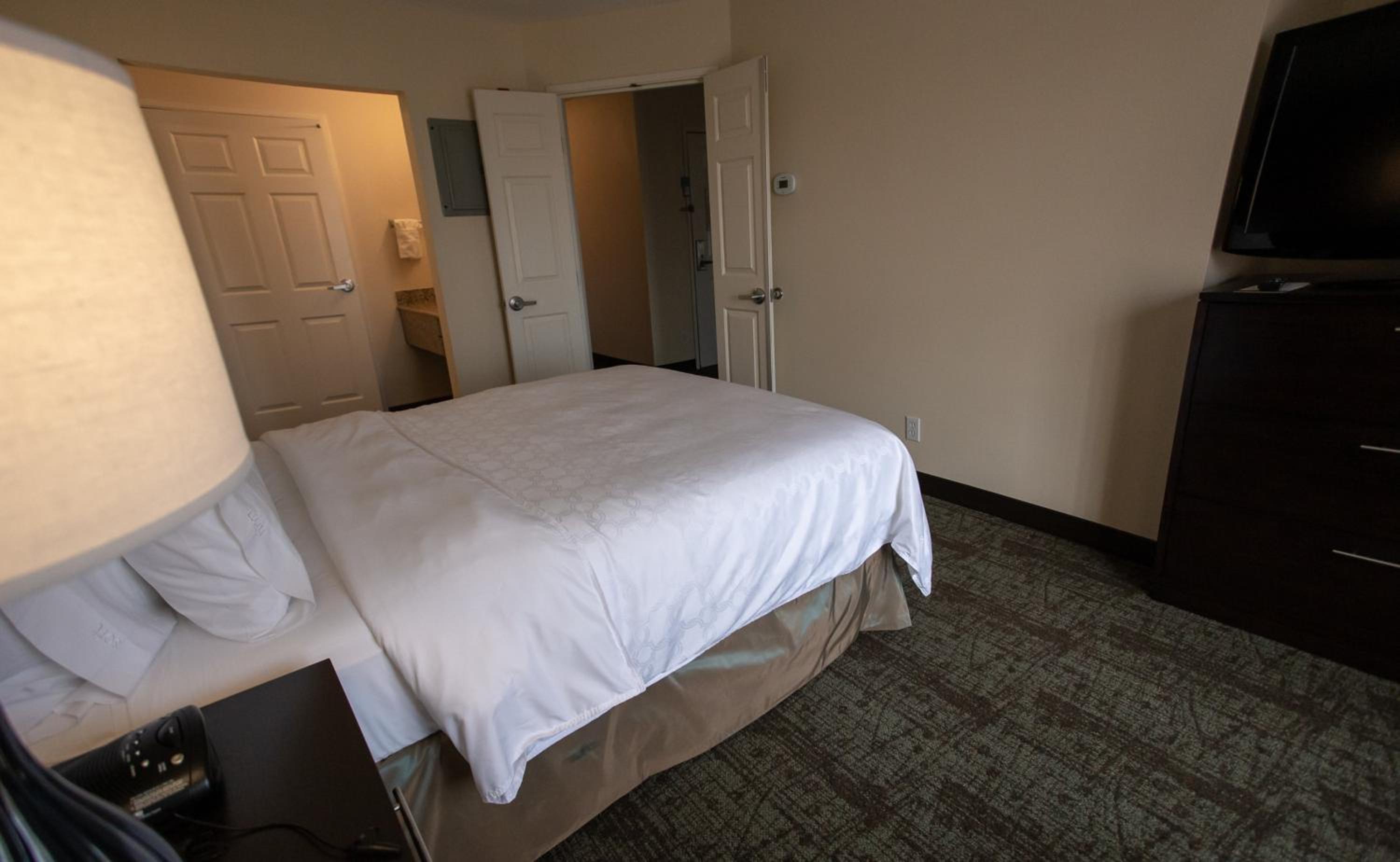 Two-Bedroom Suite - Photo 1