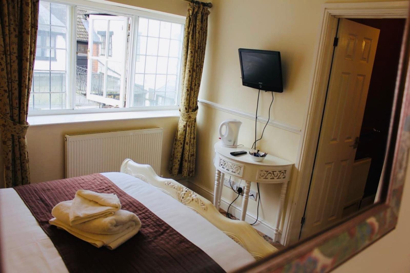 Single Room photo 2