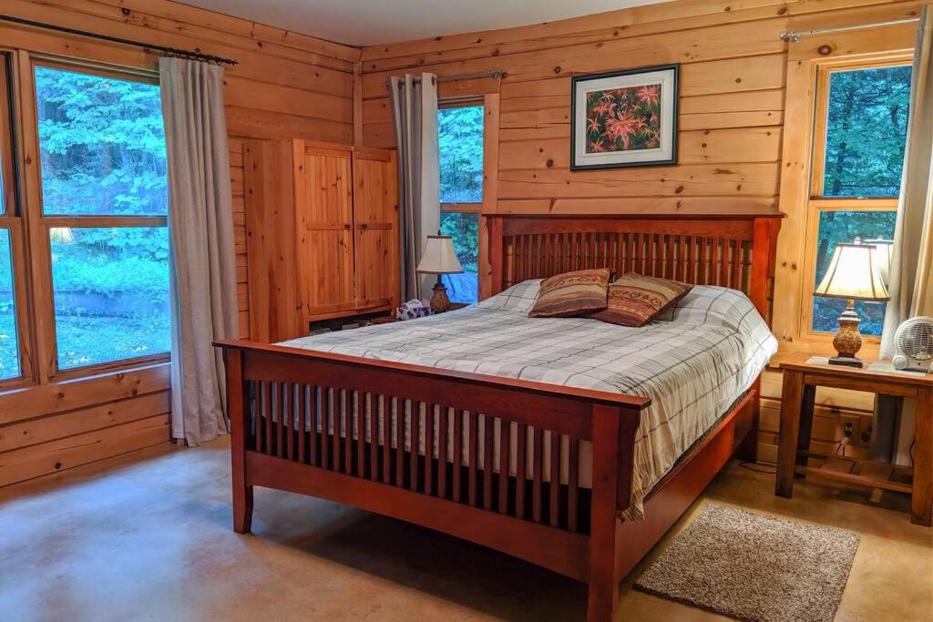 Three-Bedroom Chalet photo 1