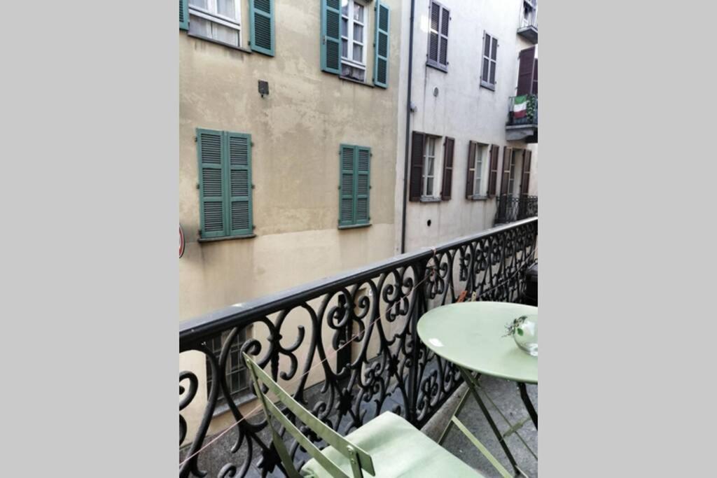 Apartment with Balcony photo 1