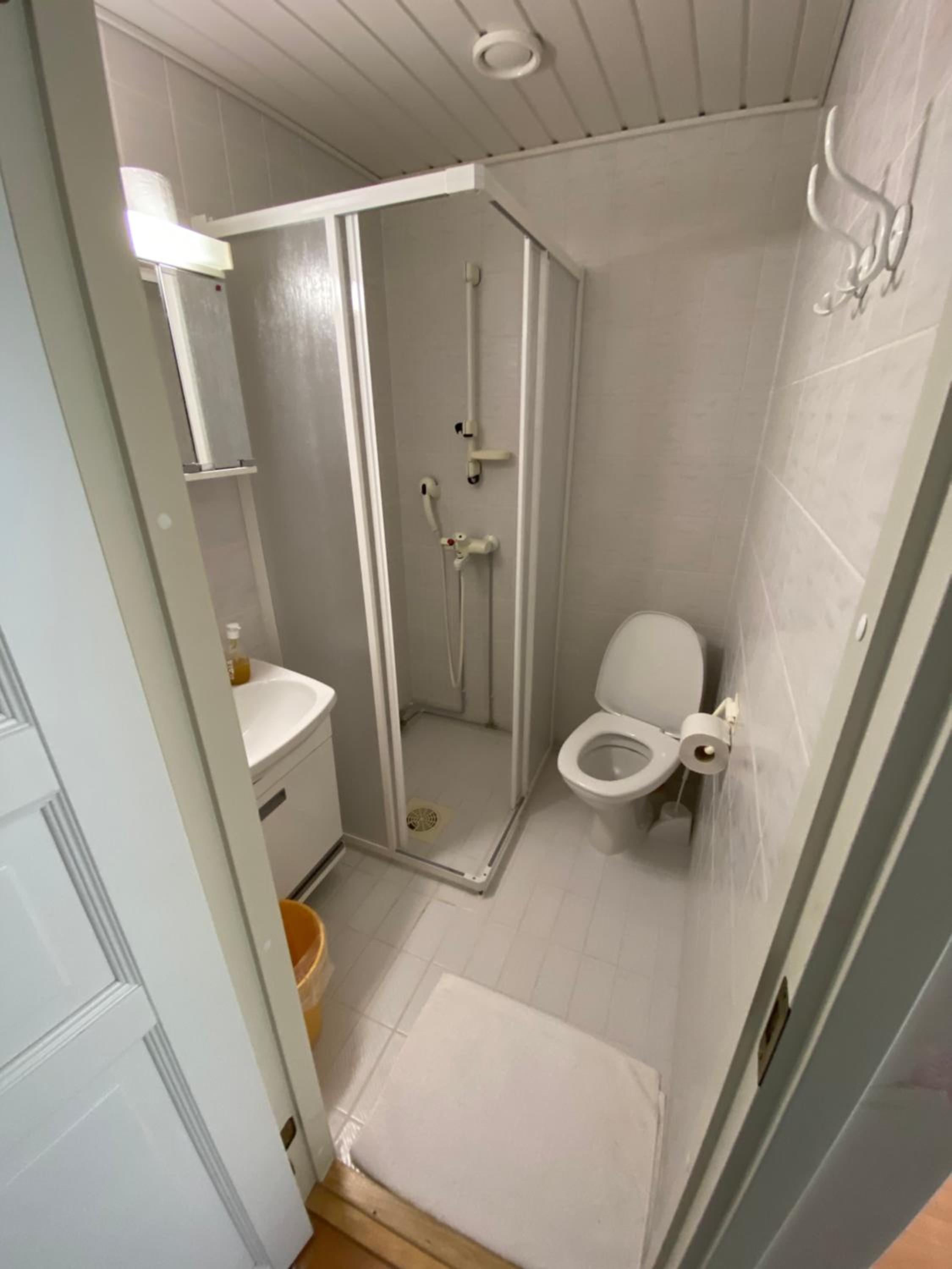 Deluxe Double or Twin Room - Photo 6