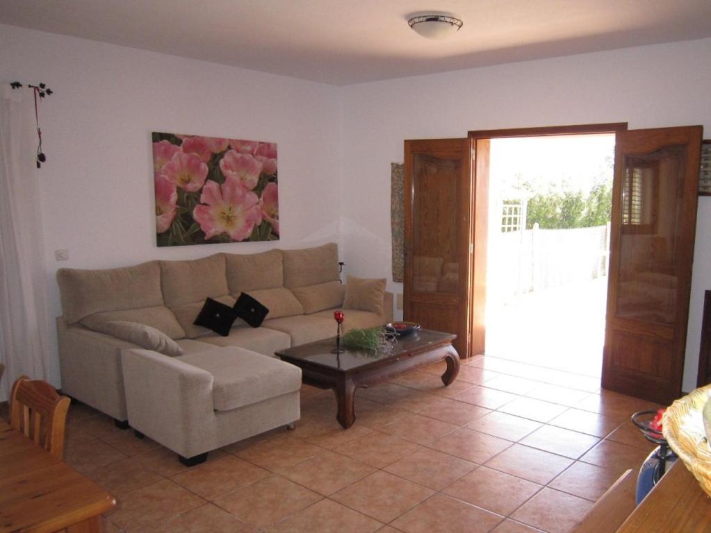 Three-Bedroom House photo 2