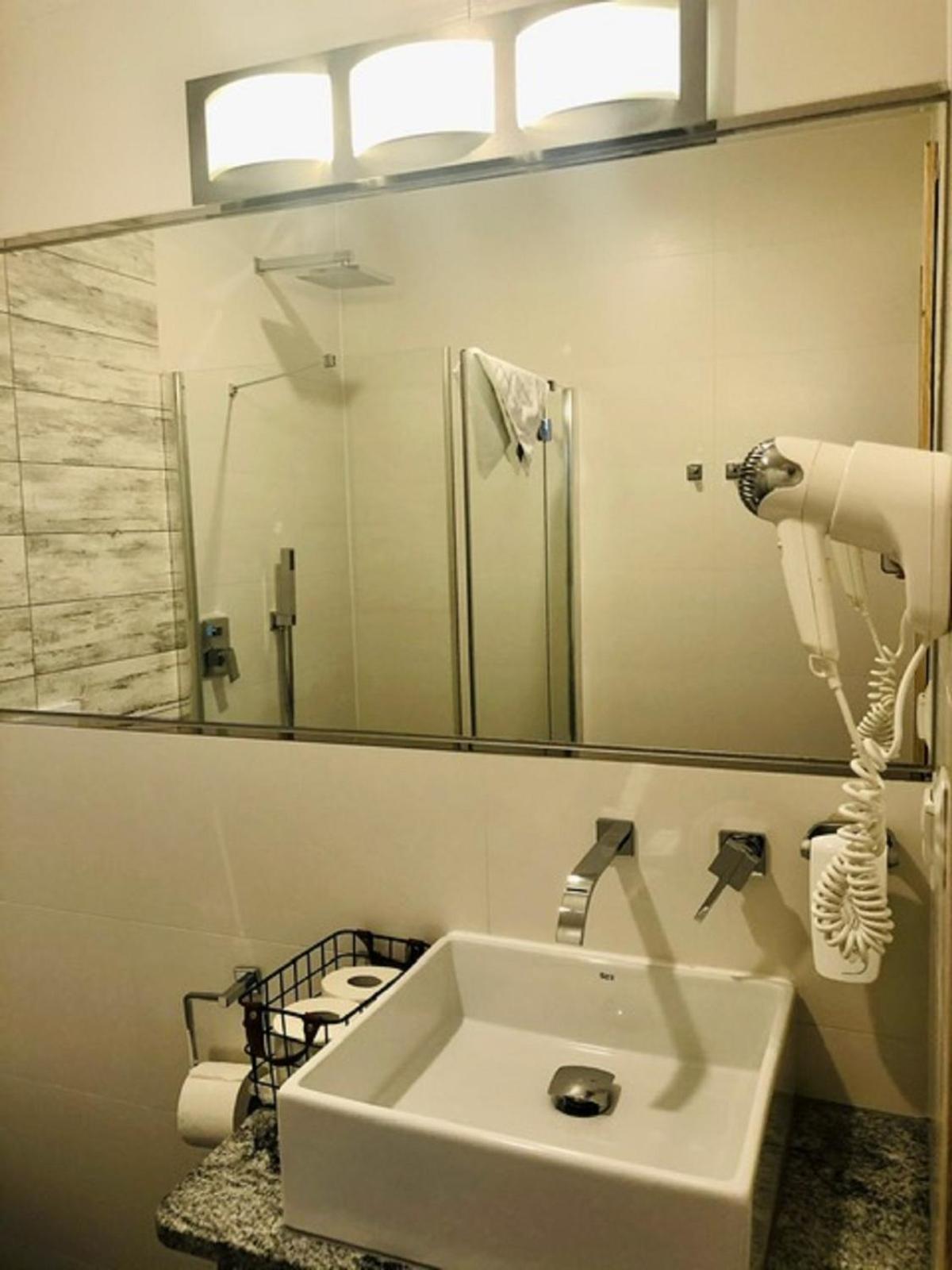 Premium Double Room without balcony photo 3