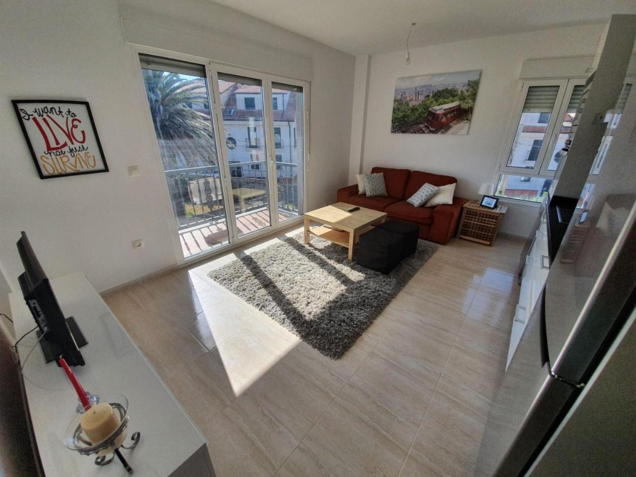 Two-Bedroom Apartment photo 3