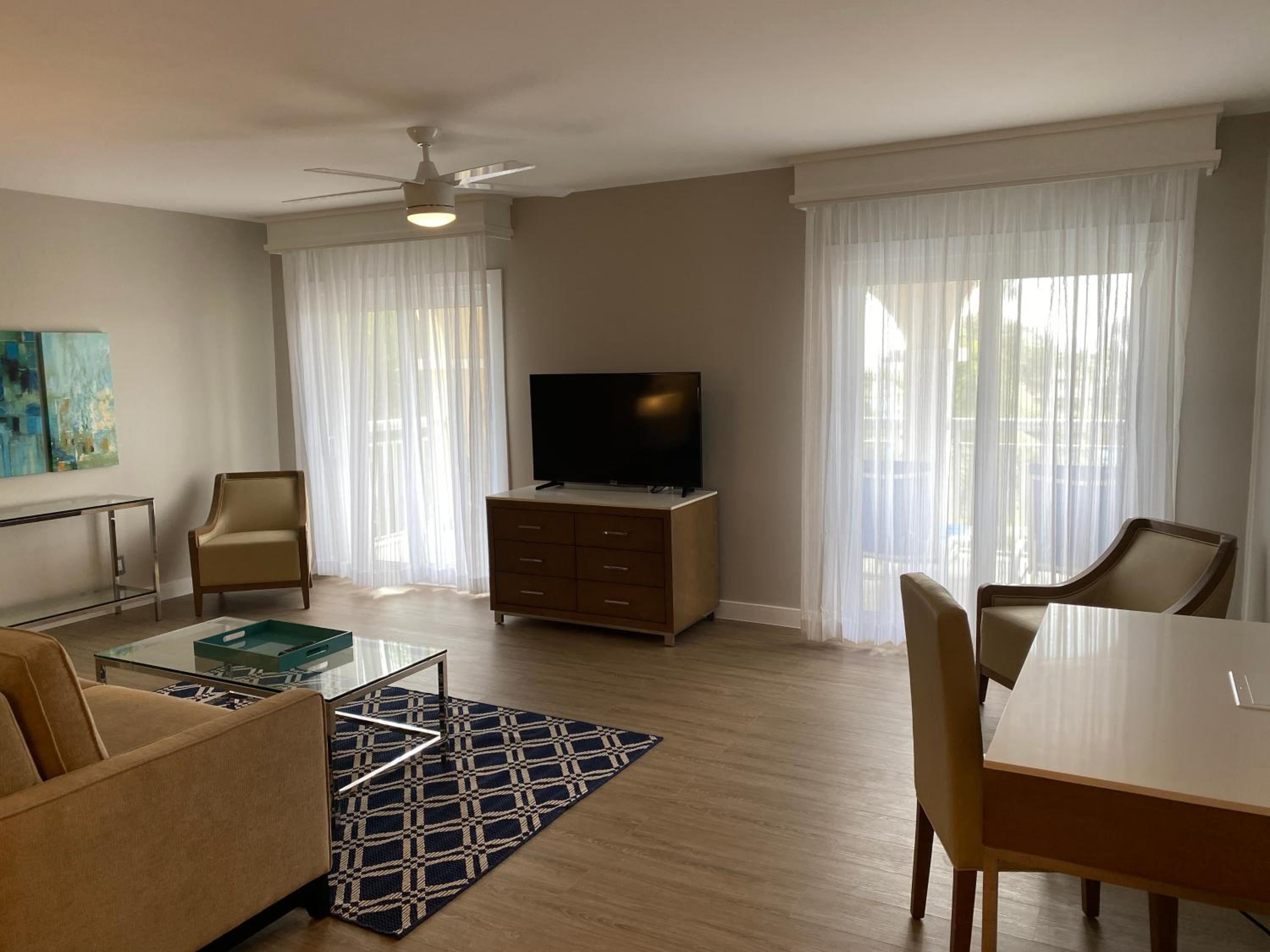 One Bedroom Hillside Suite