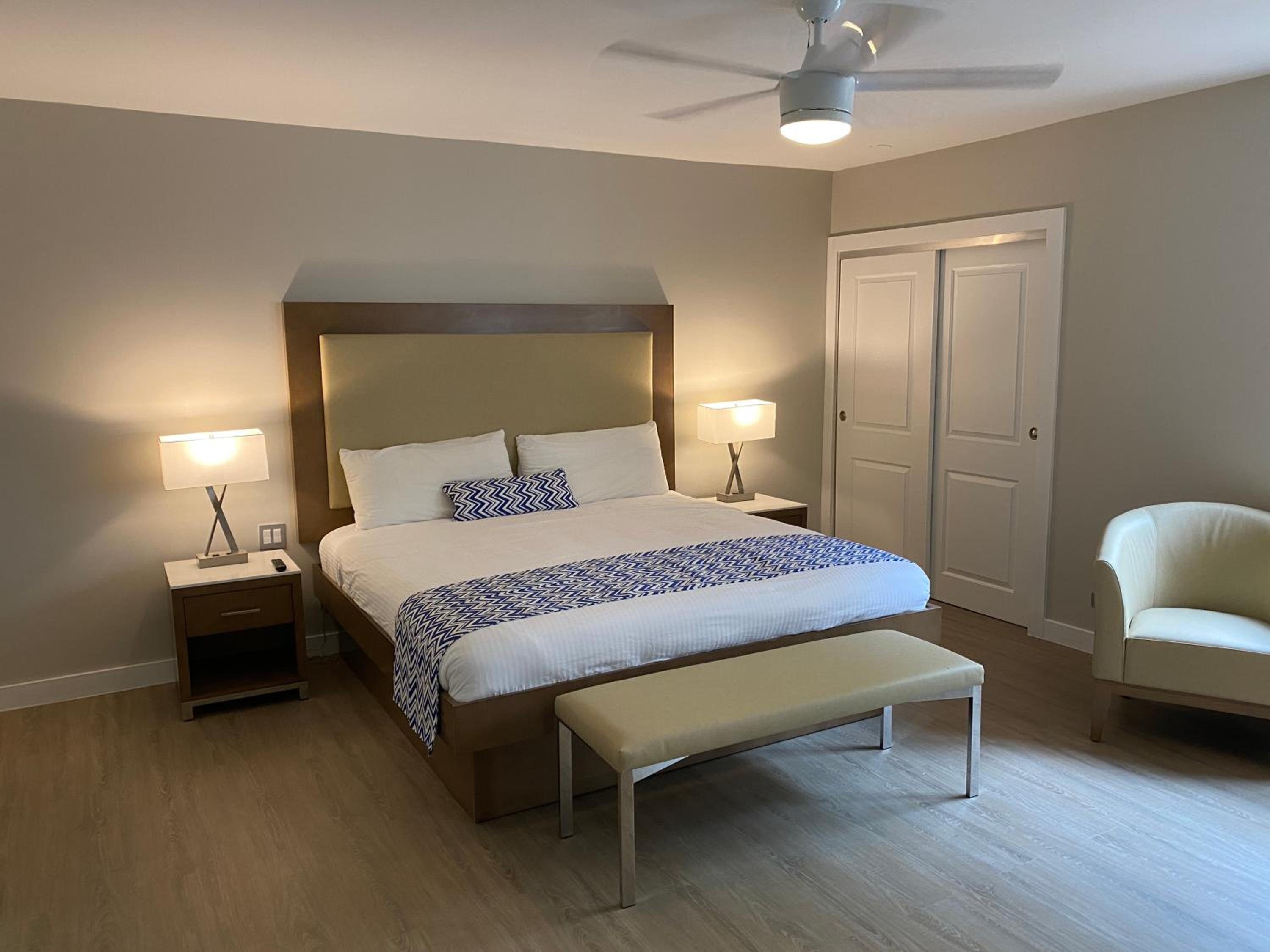 One Bedroom Hillside Suite