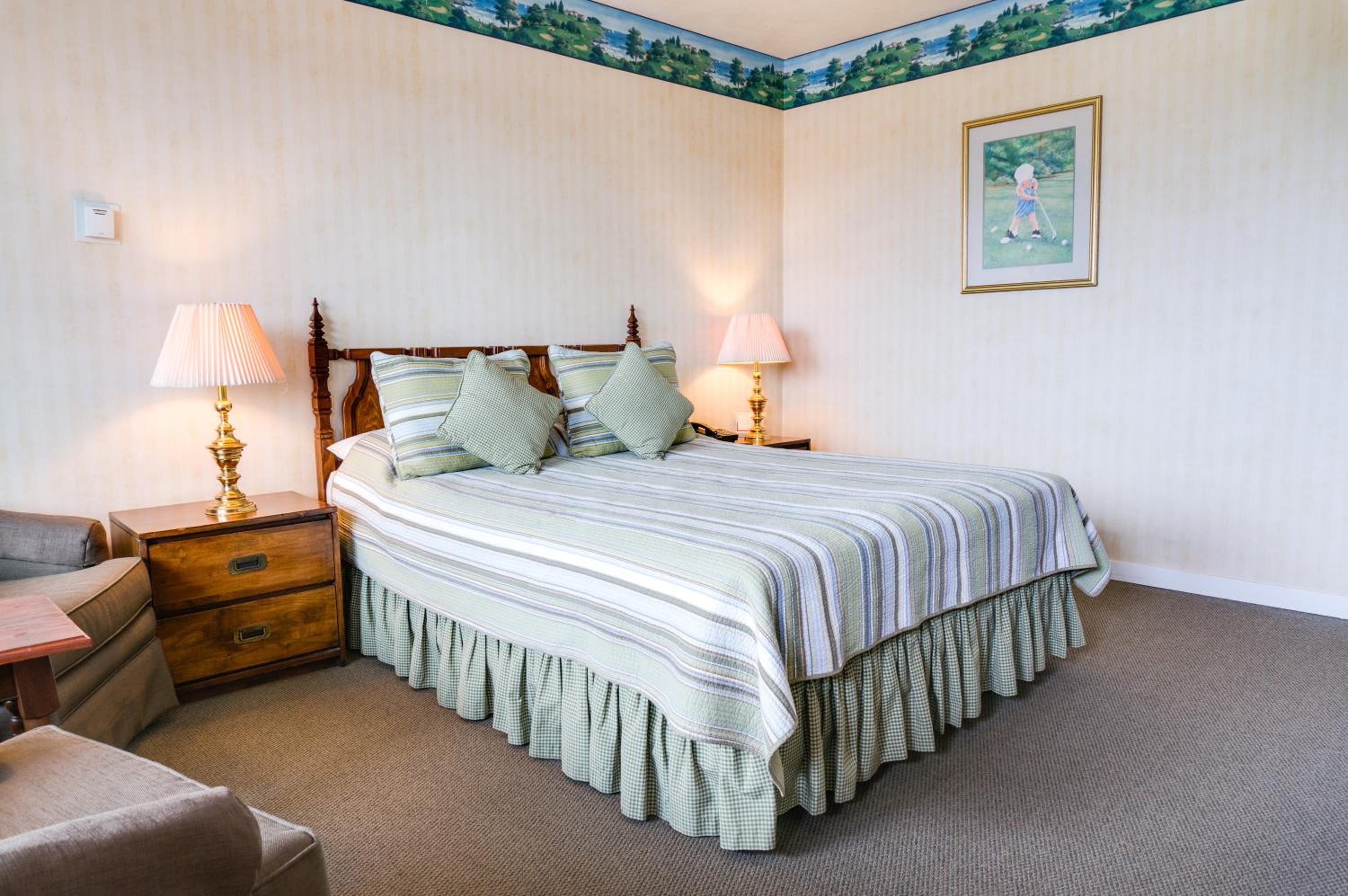 Queen Room with Pool View photo 1
