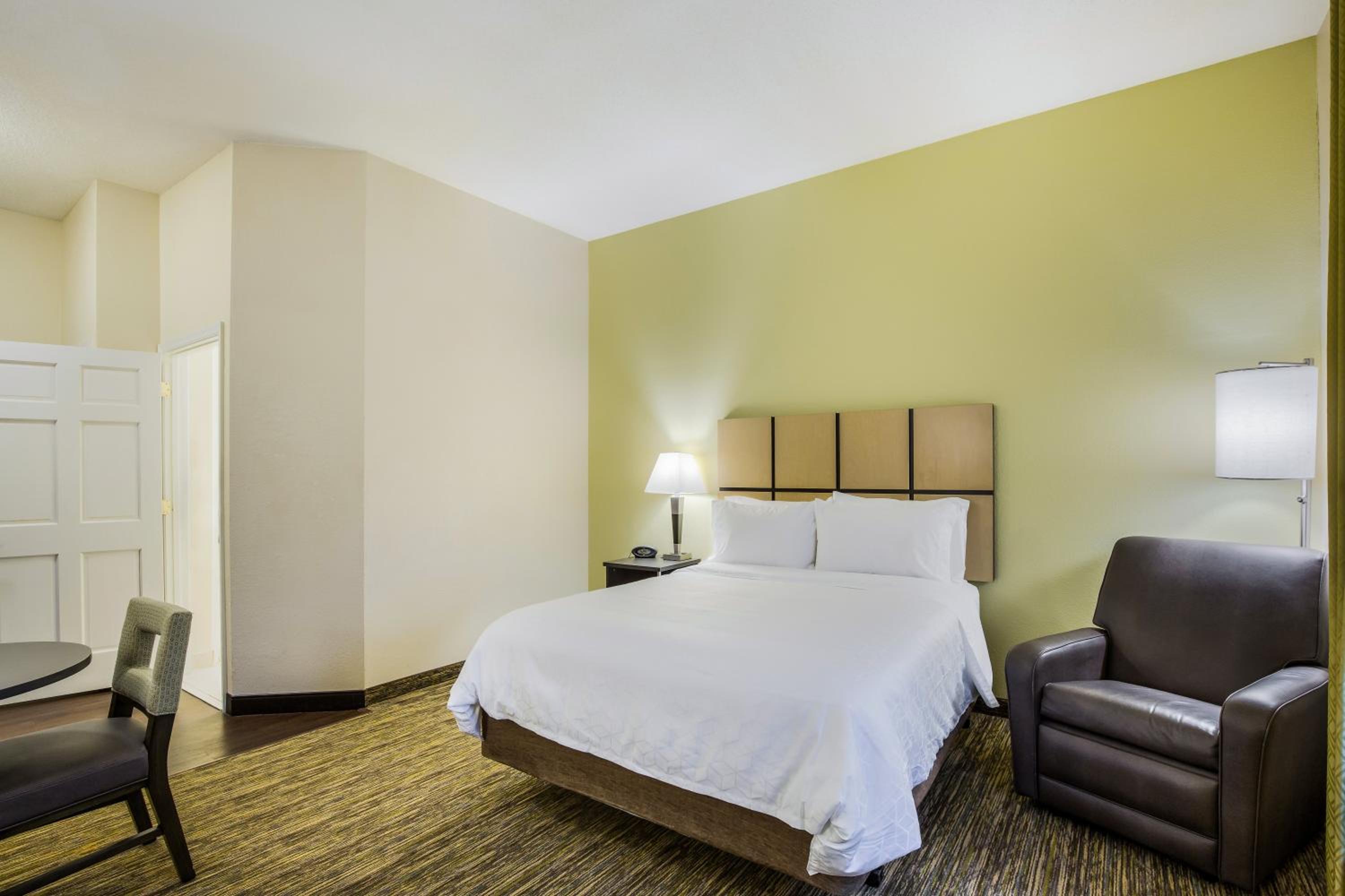 King Studio Suite - Photo 1