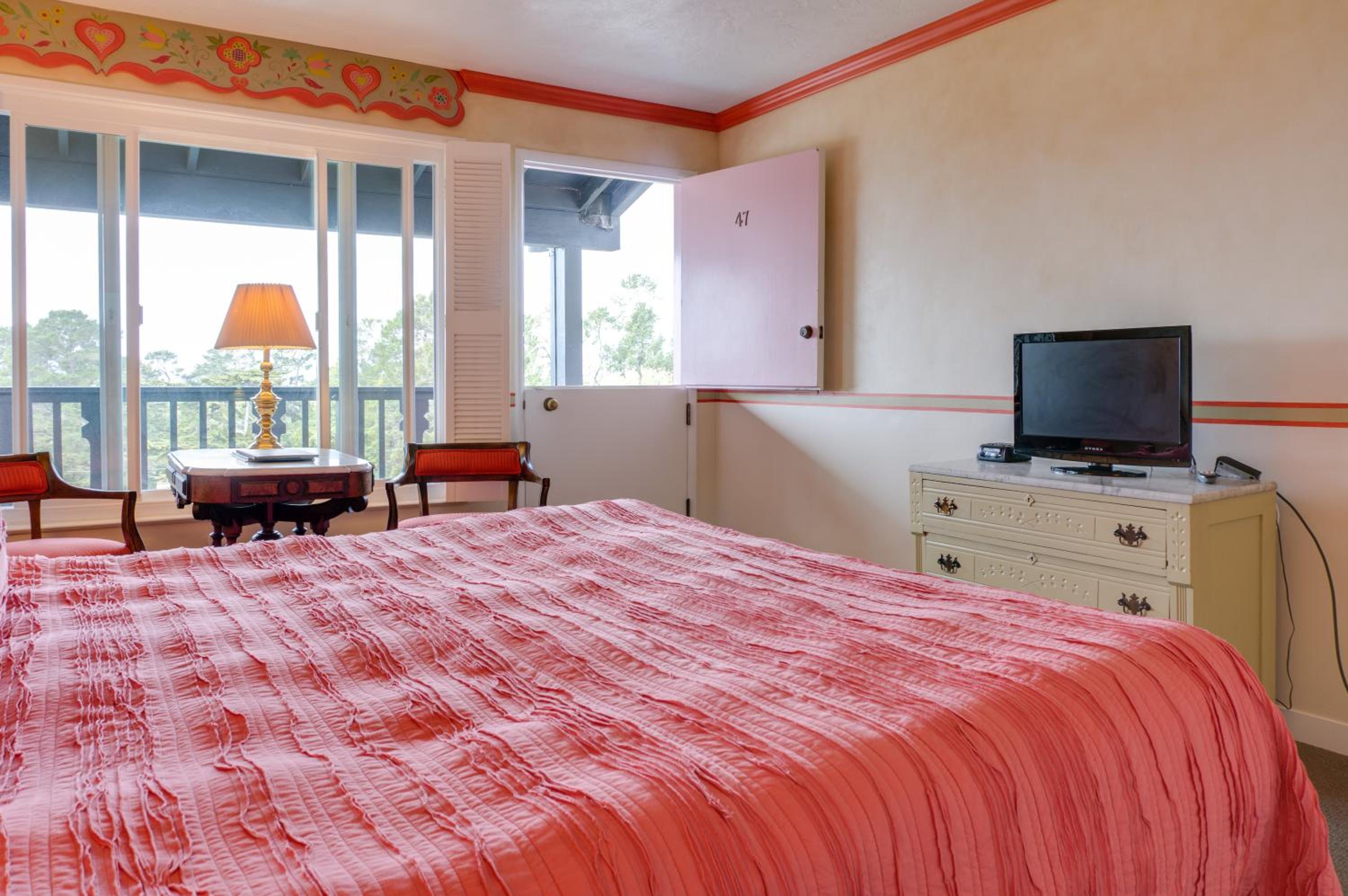King Room with Ocean View photo 3
