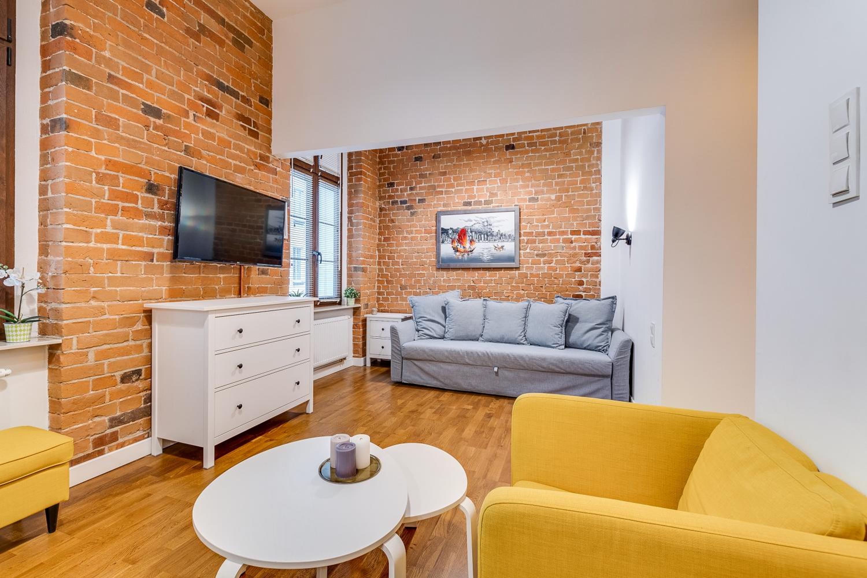 One-Bedroom Apartment photo 2