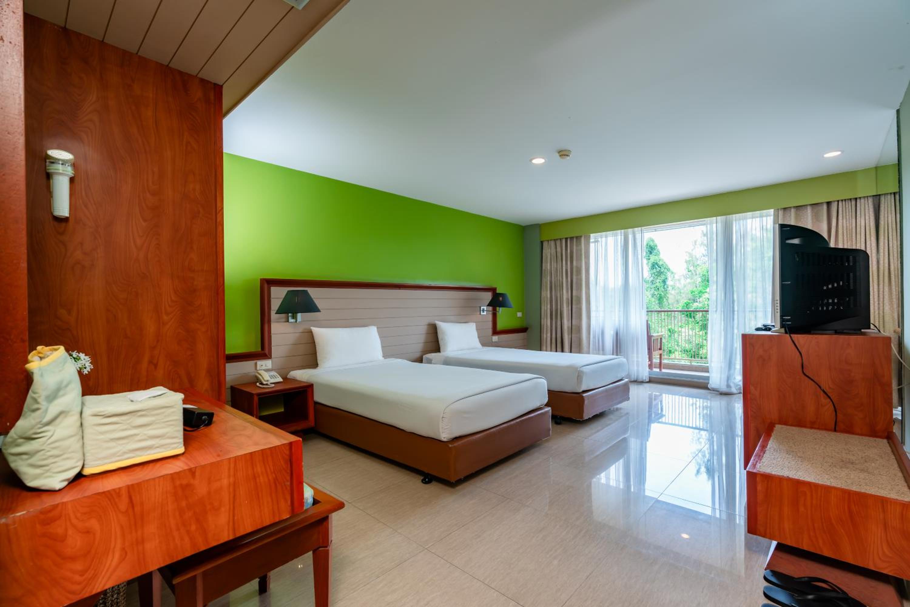 Superior Twin Room - Photo 4