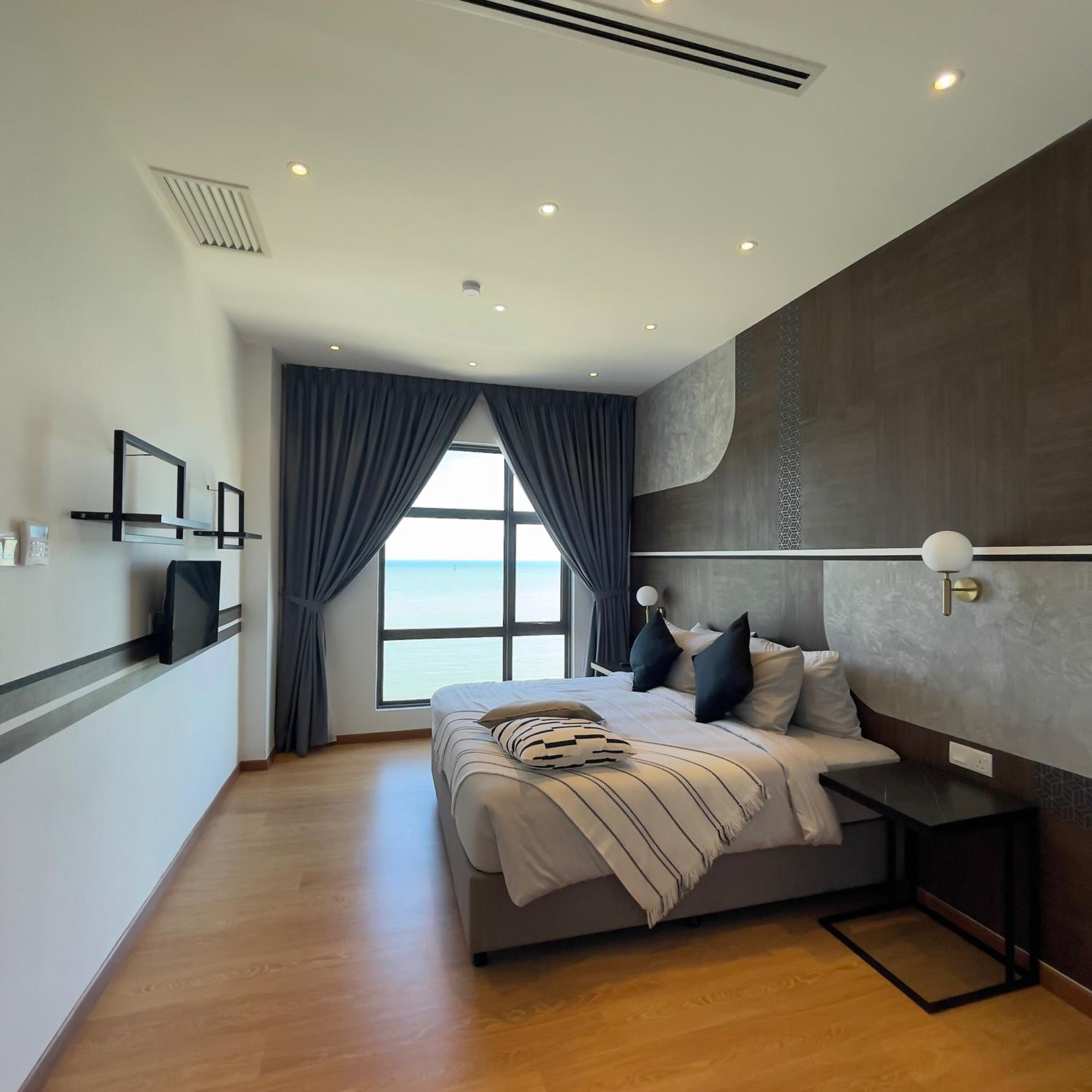 Regal Ocean View Suite