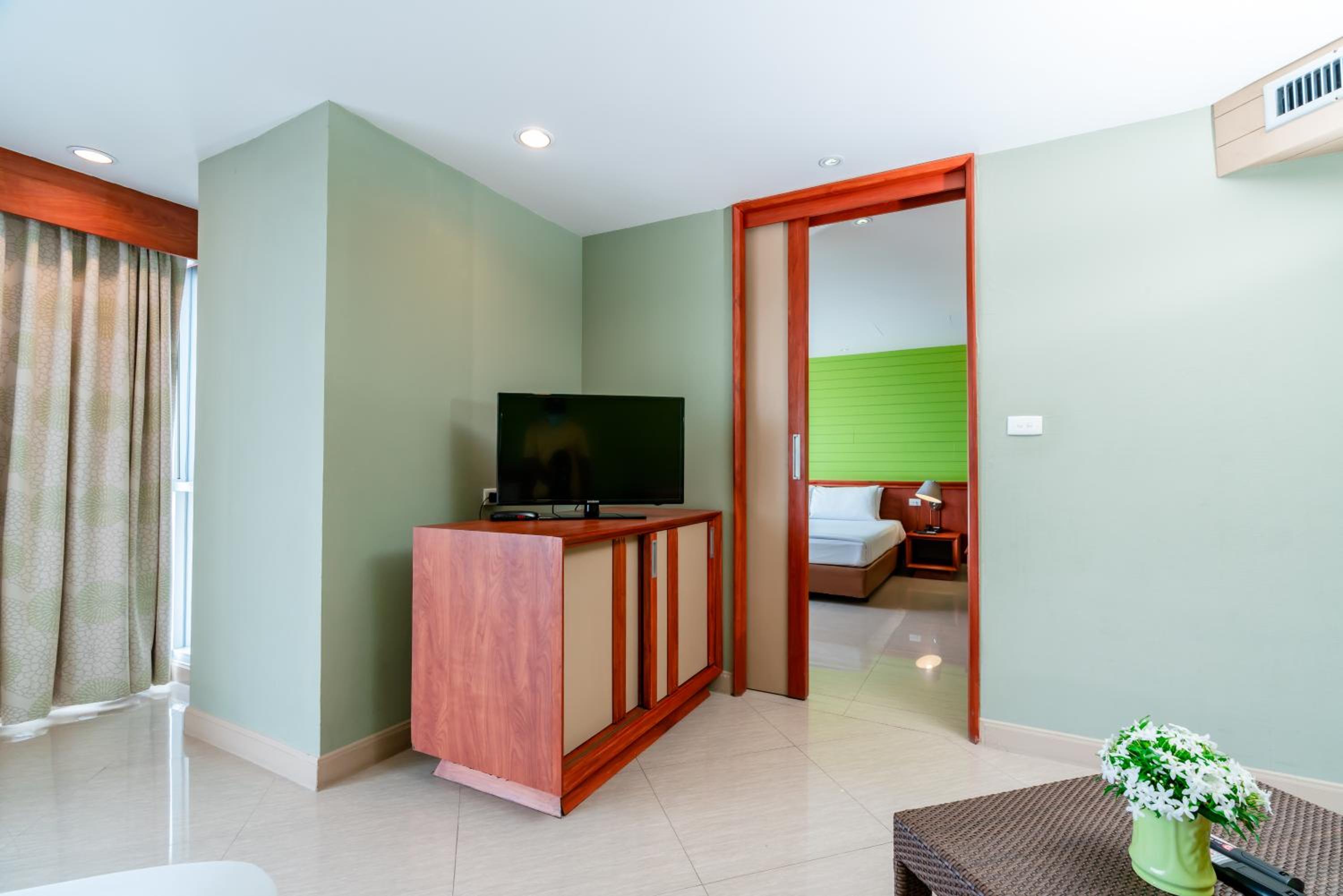 Family Suite - Photo 10