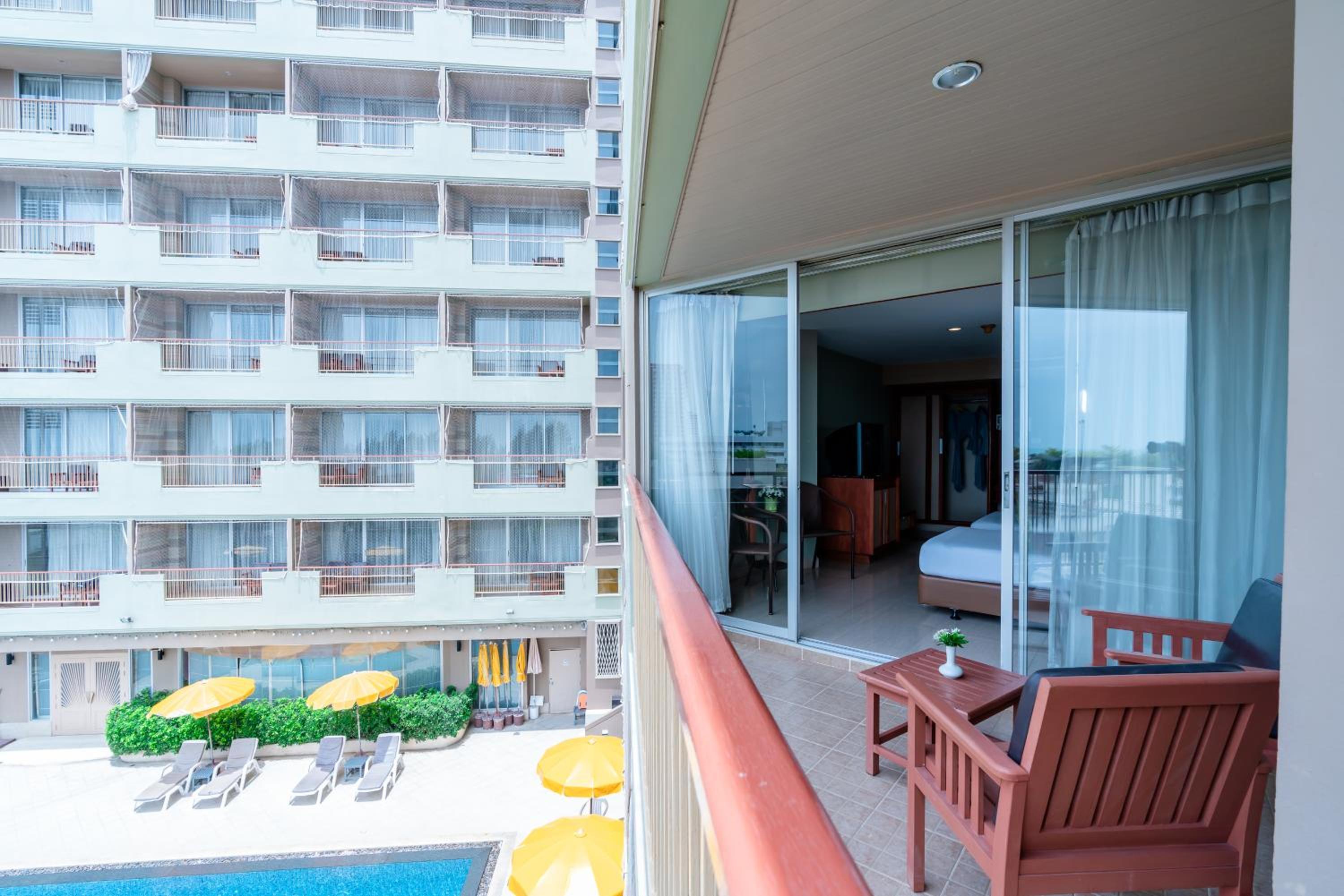Family Suite - Photo 7