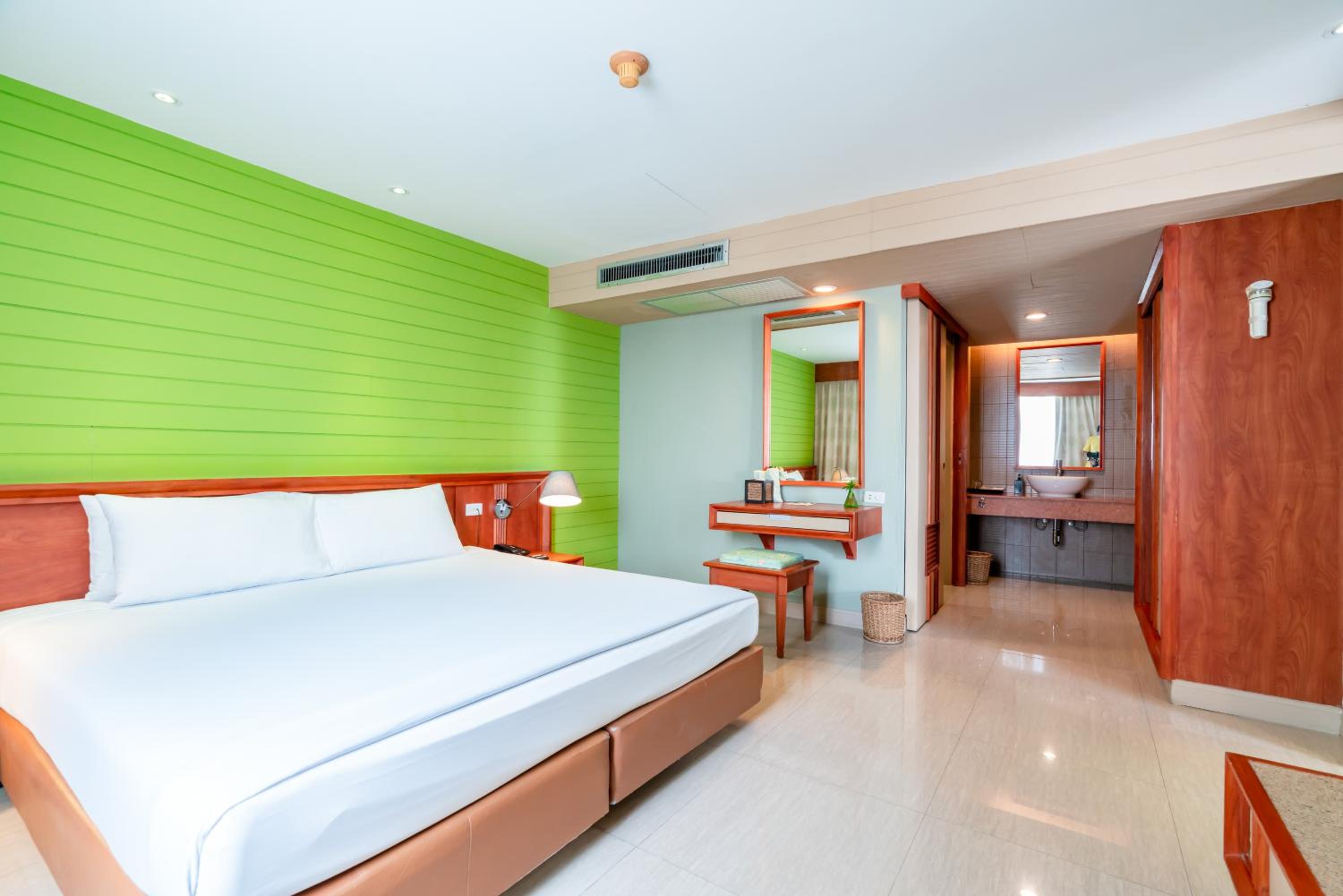 Family Suite - Photo 11