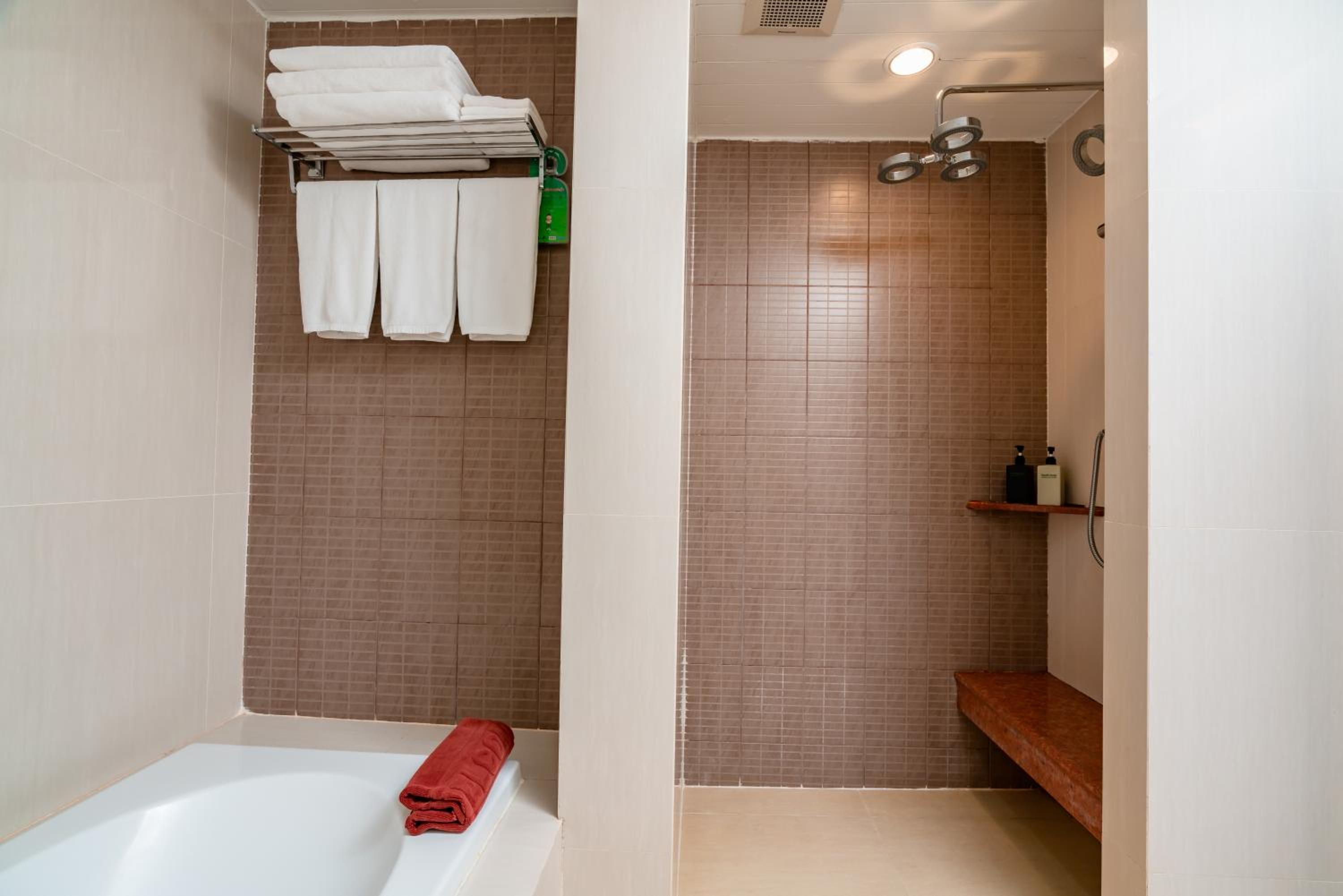Family Suite - Photo 3