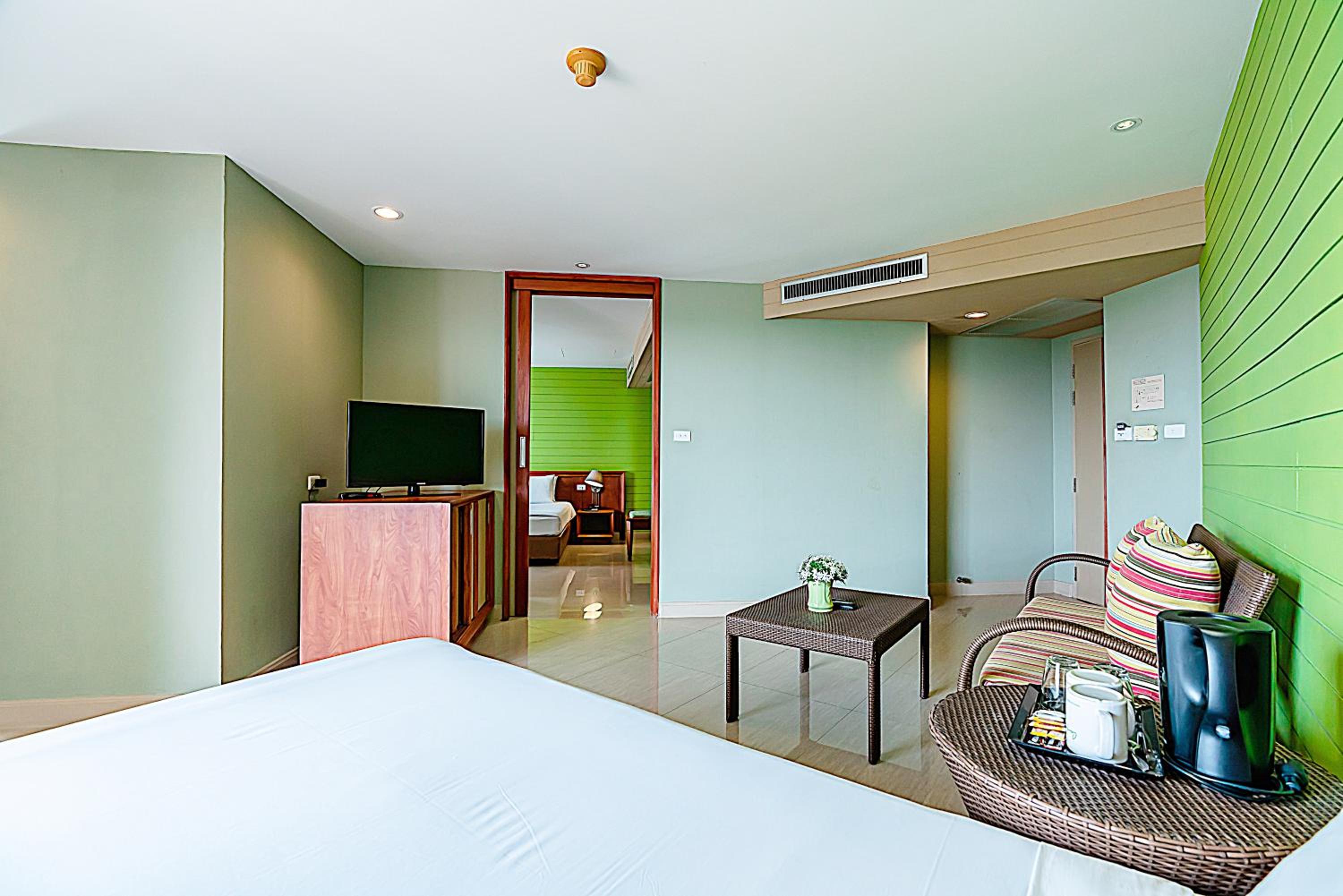 Family Suite - Photo 13