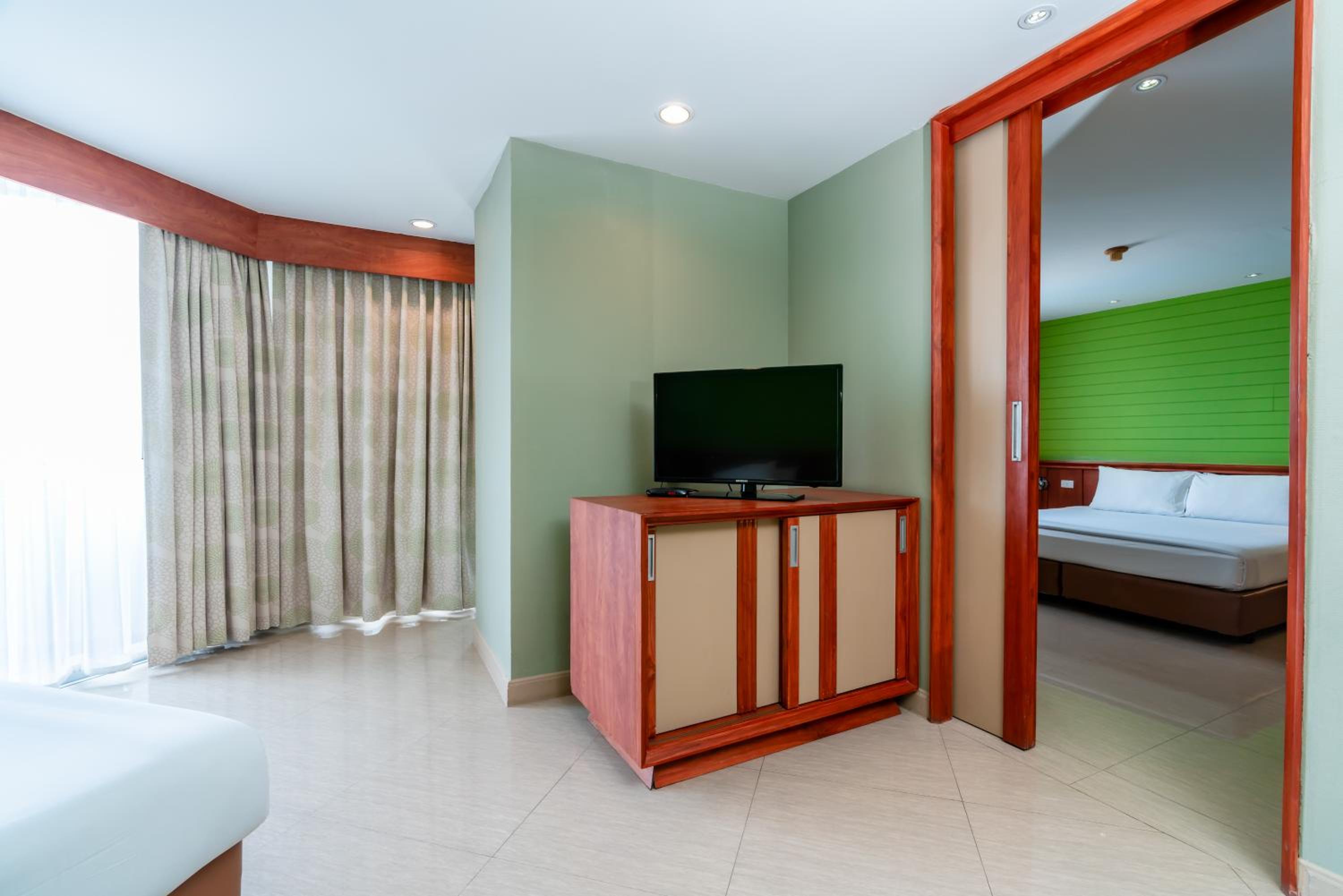 Family Suite - Photo 8