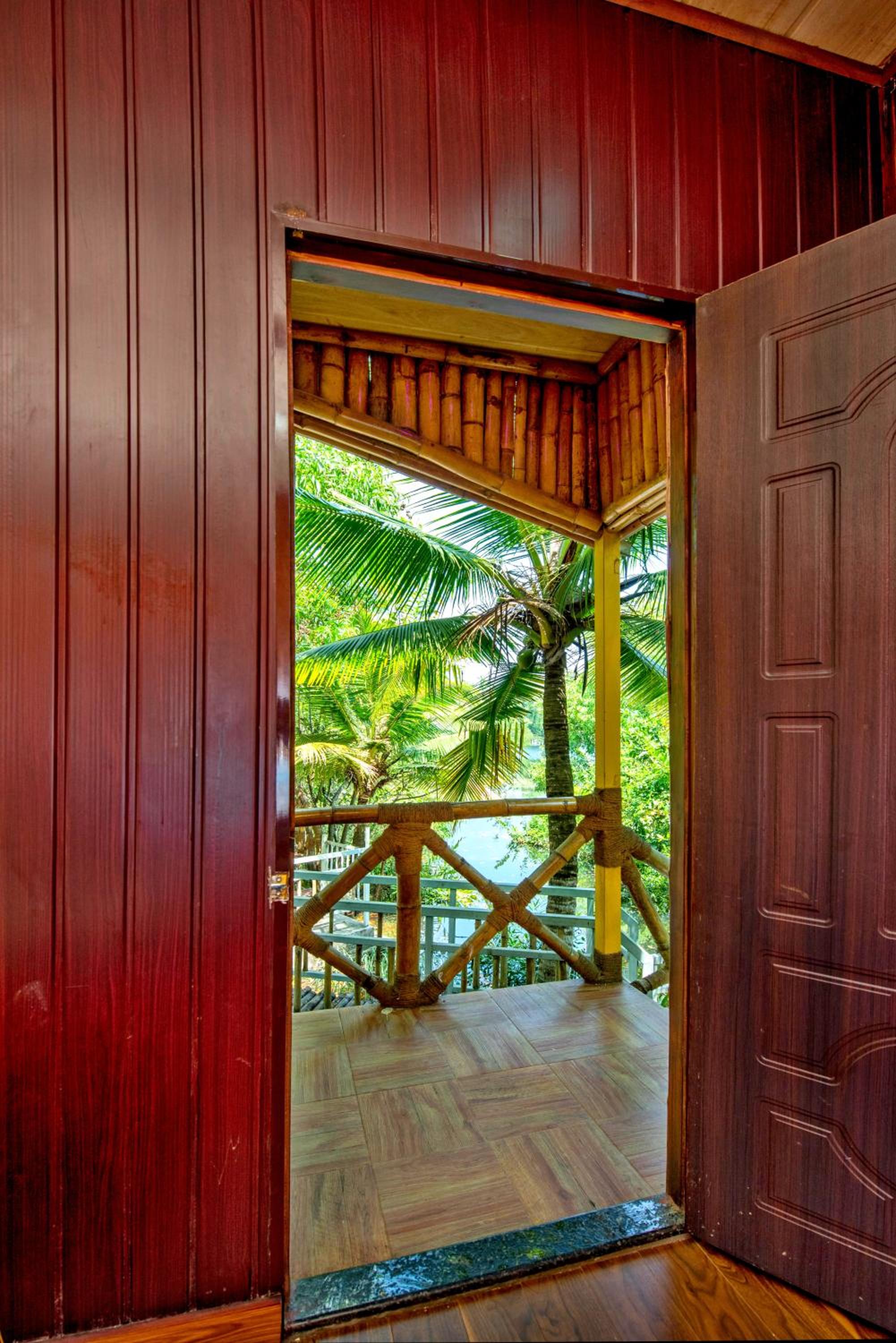 Bamboo Lake View Cottage - Photo 9
