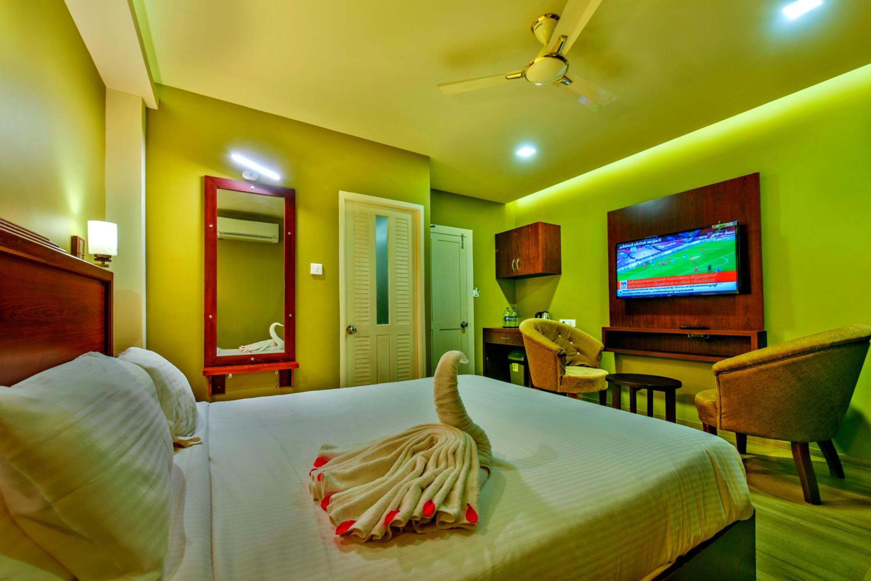 Water Scapes Deluxe Room - Photo 6