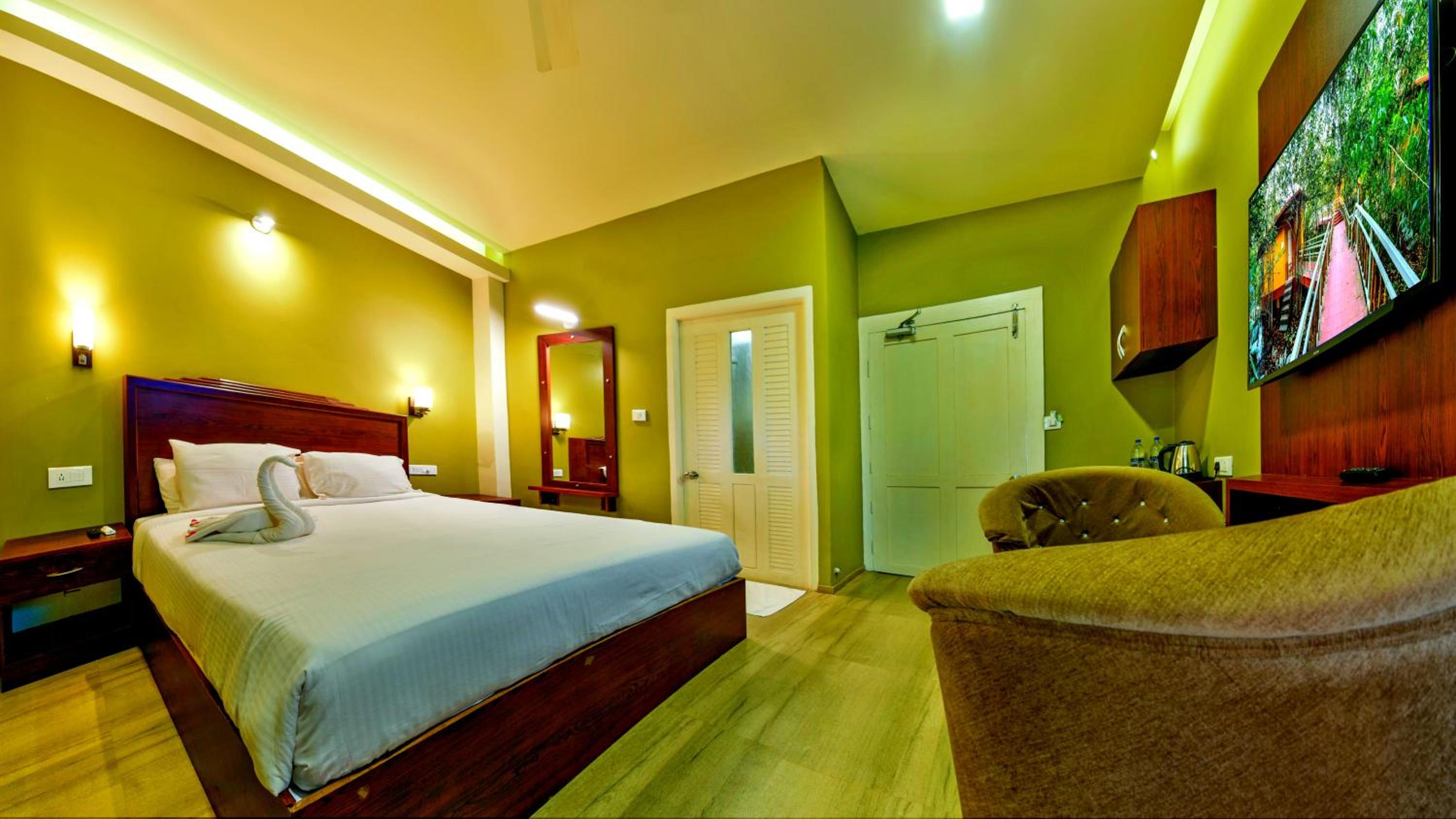 Water Scapes Deluxe Room - Photo 1