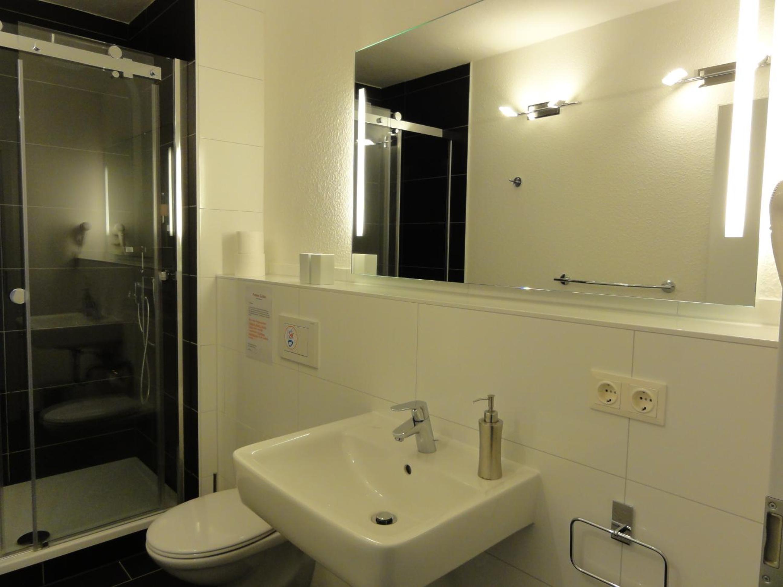 Double Room - Photo 3