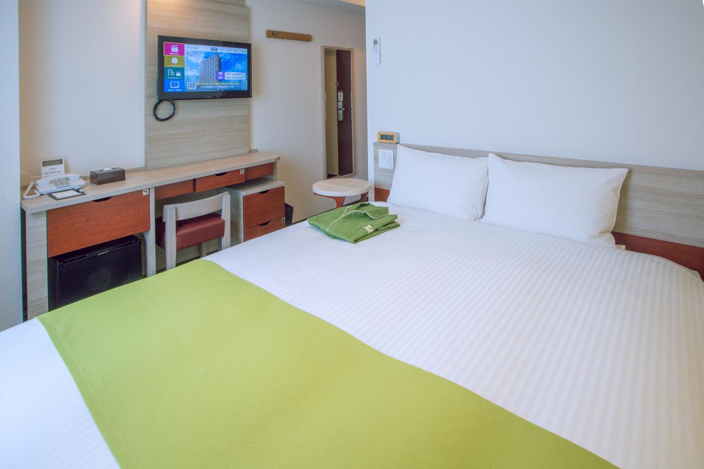 Single Room - Non-Smoking - Photo 7