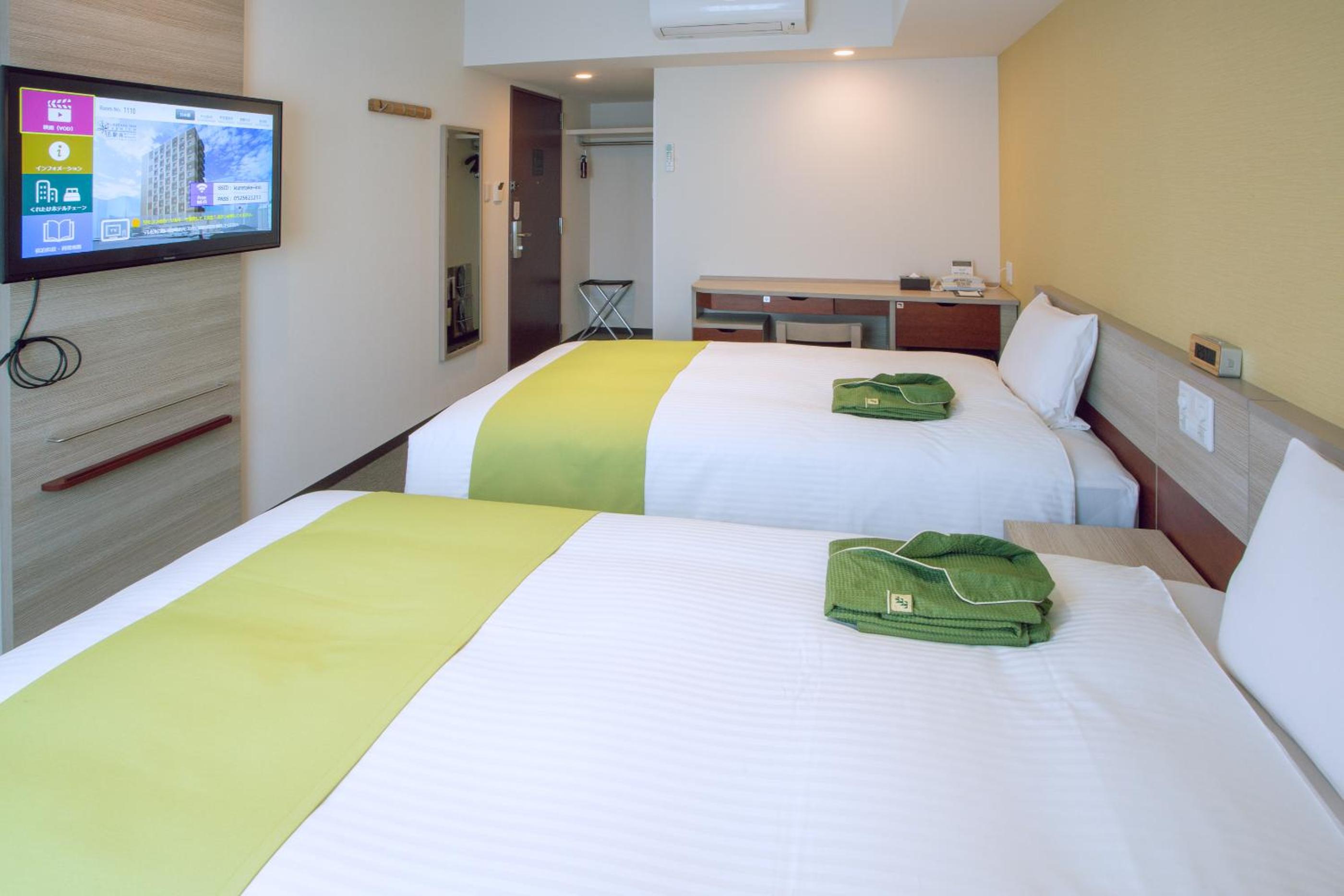 Twin Room - Non-Smoking - Photo 12