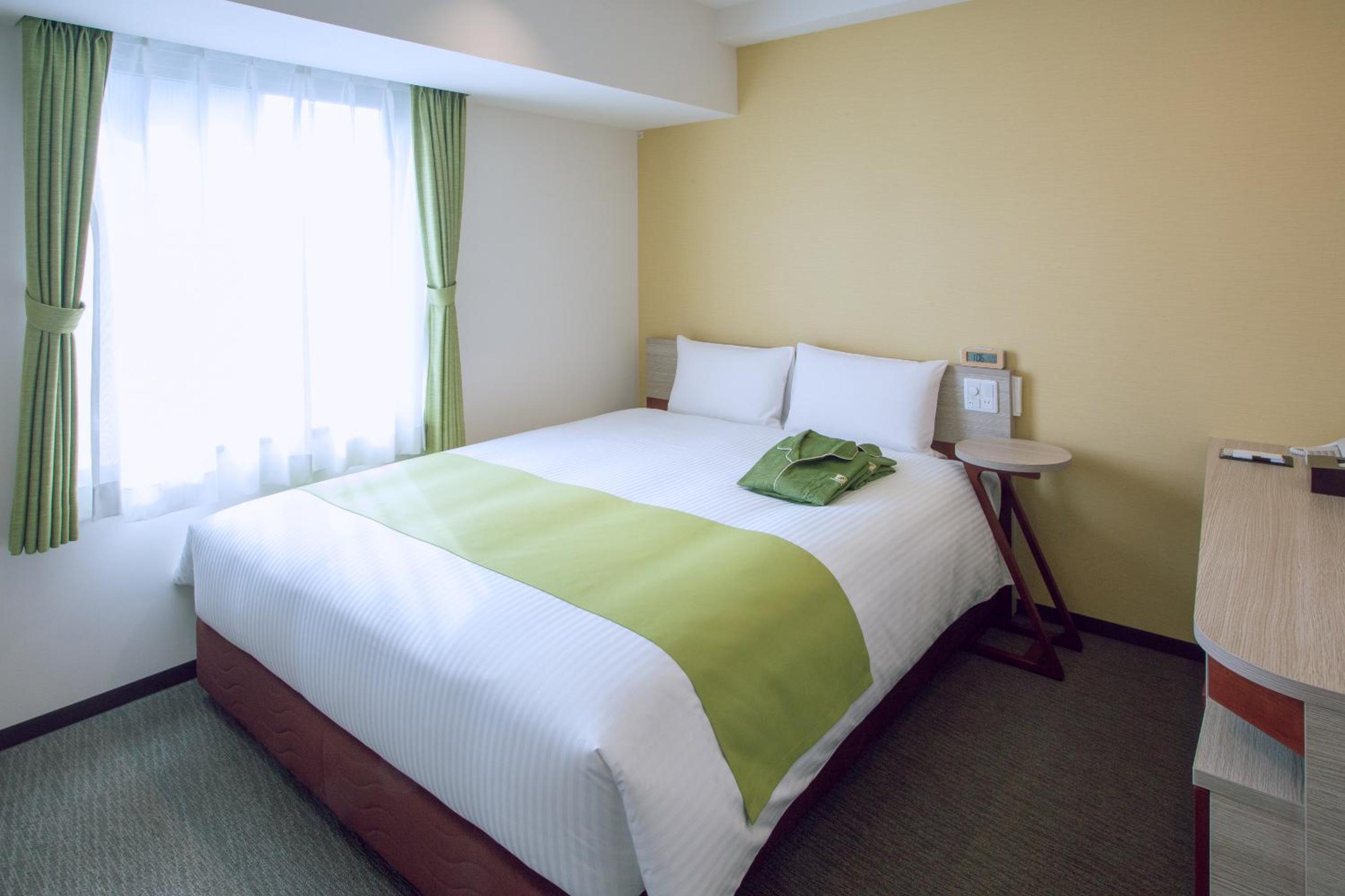 Double Room - Non-Smoking  - Photo 6