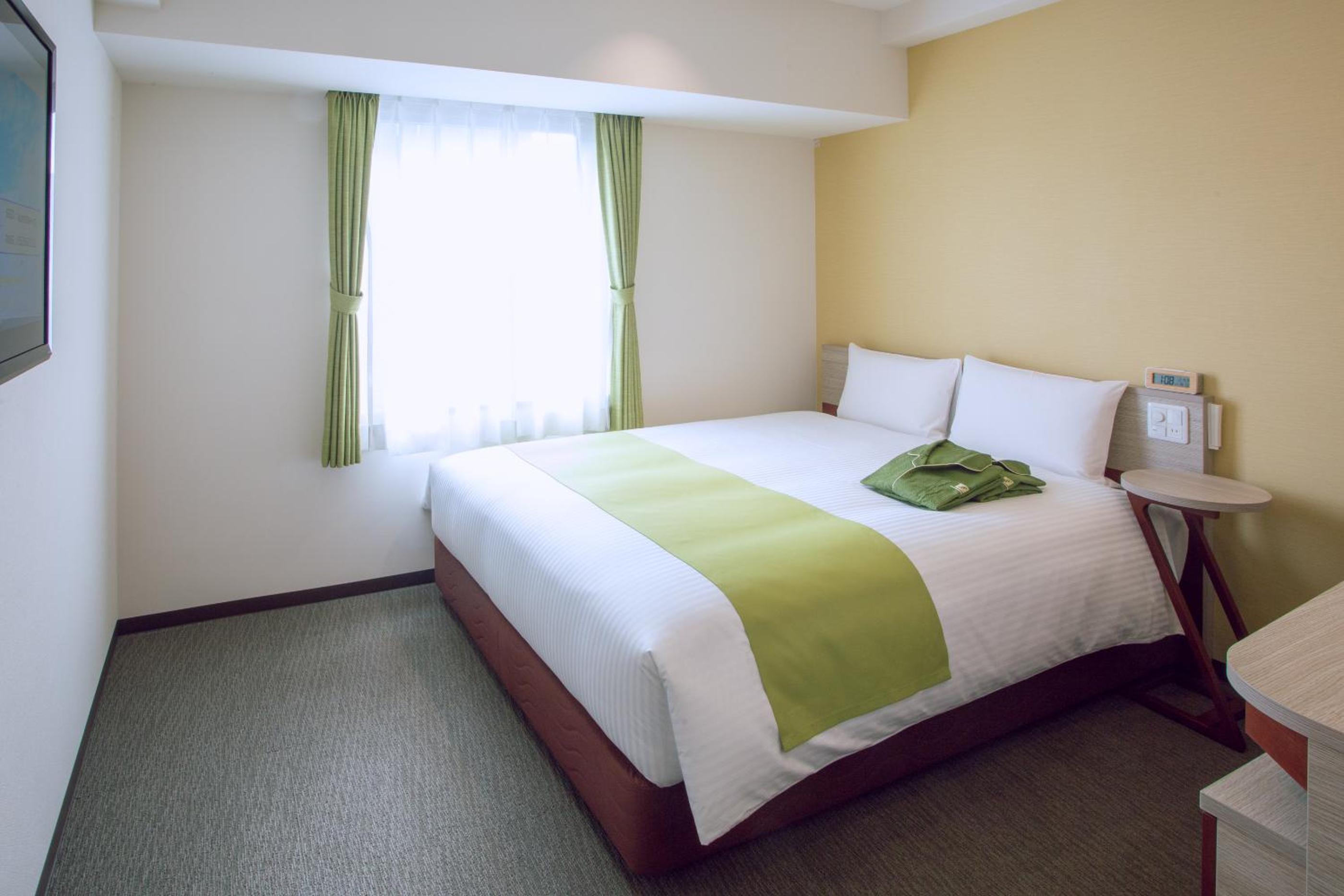 Double Room - Non-Smoking  - Photo 4