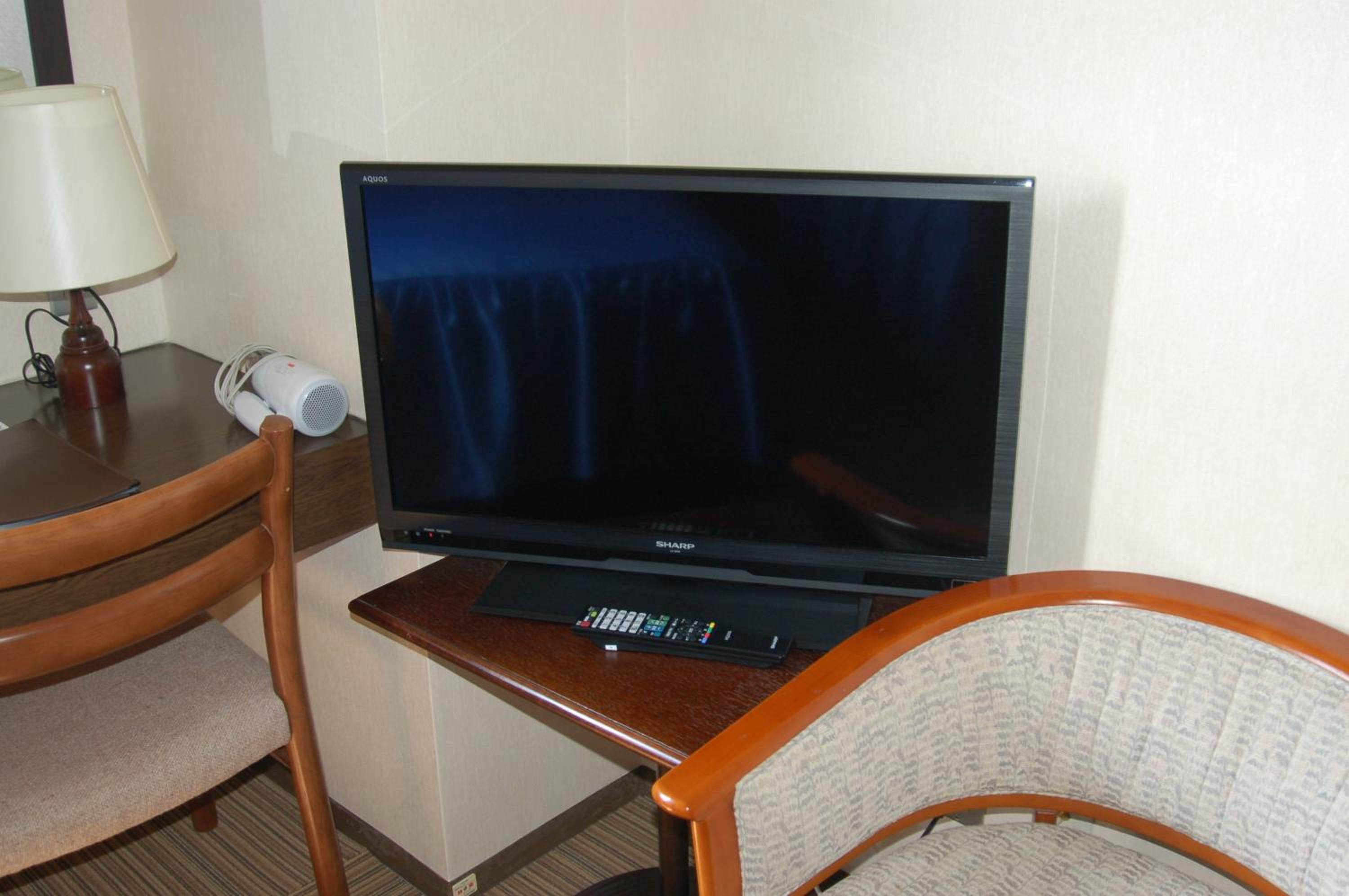 Standard Twin Room - Smoking photo 2