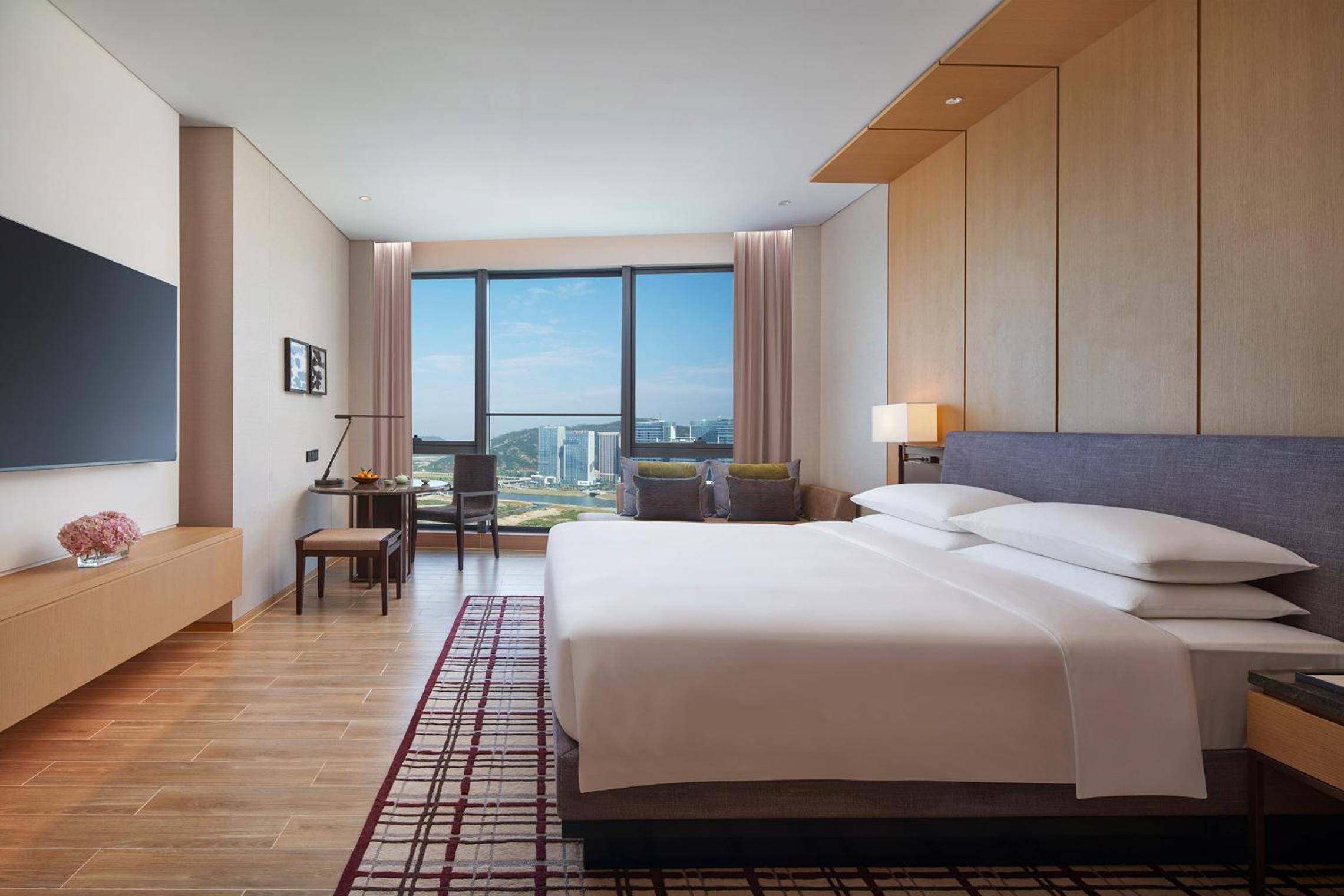 King Room - Club Access