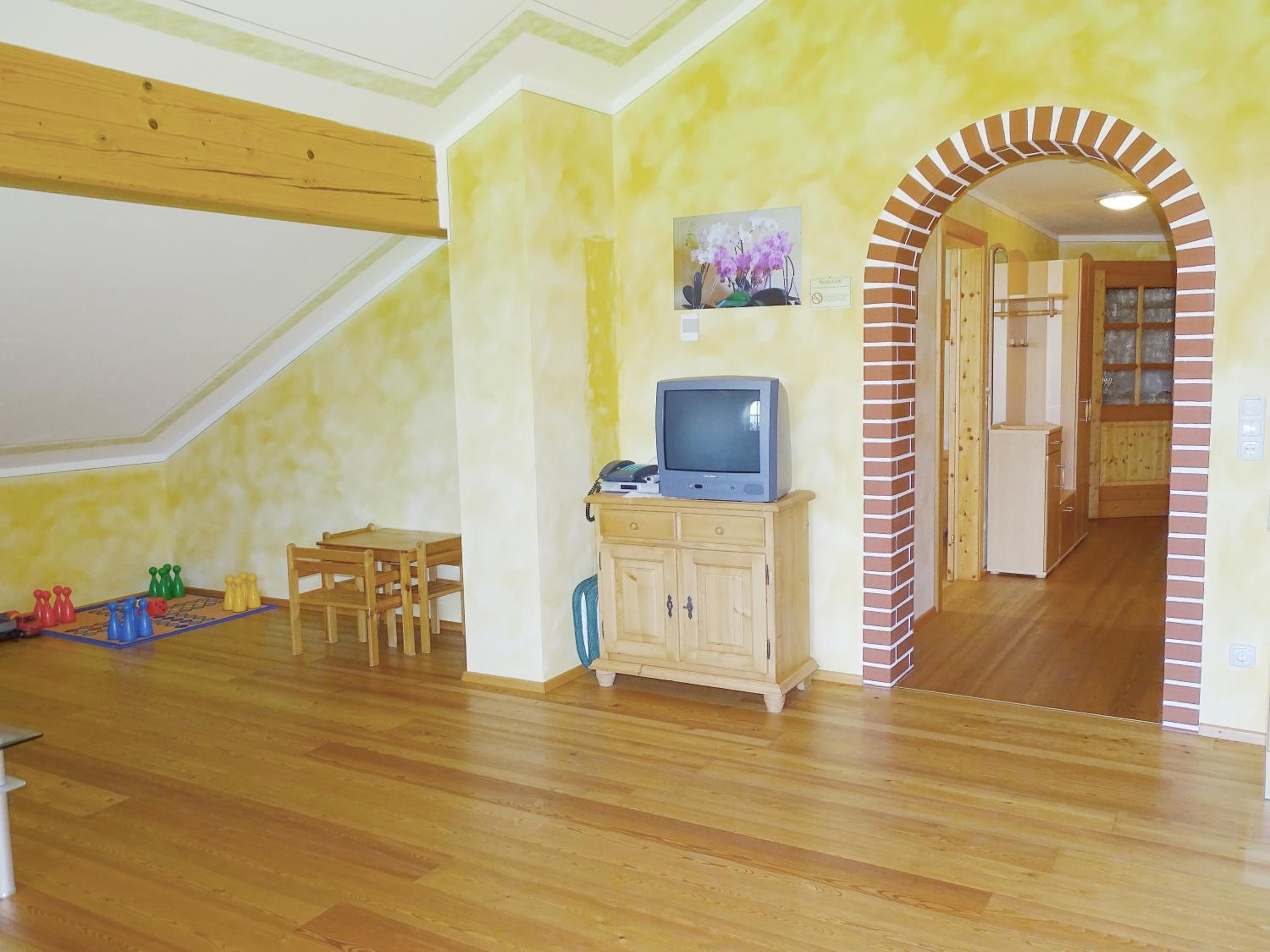 Two-Bedroom Apartment with Balcony photo 3
