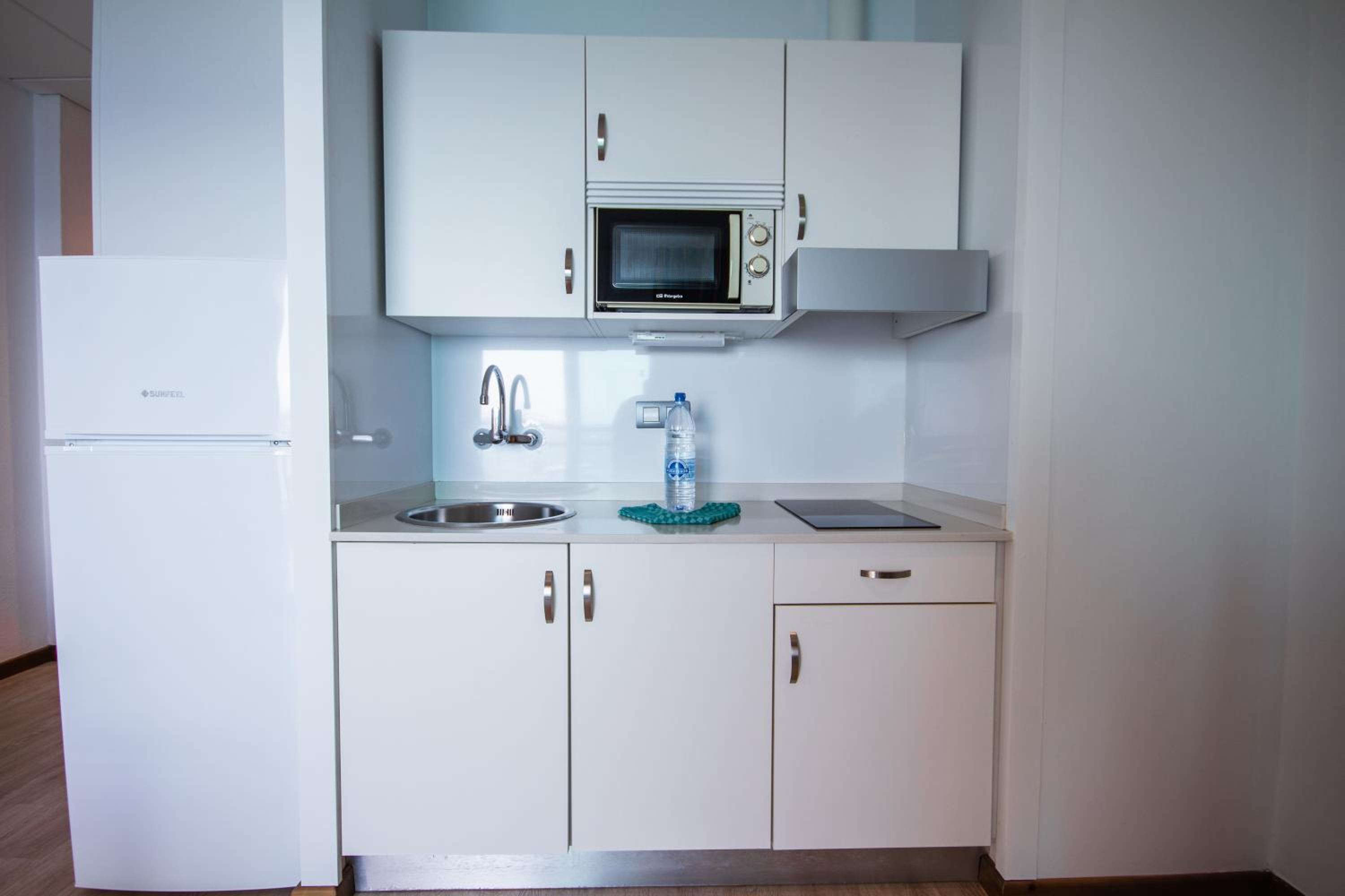 Long Stay Apartment -  Weekly Cleaning Service (2 Adults)