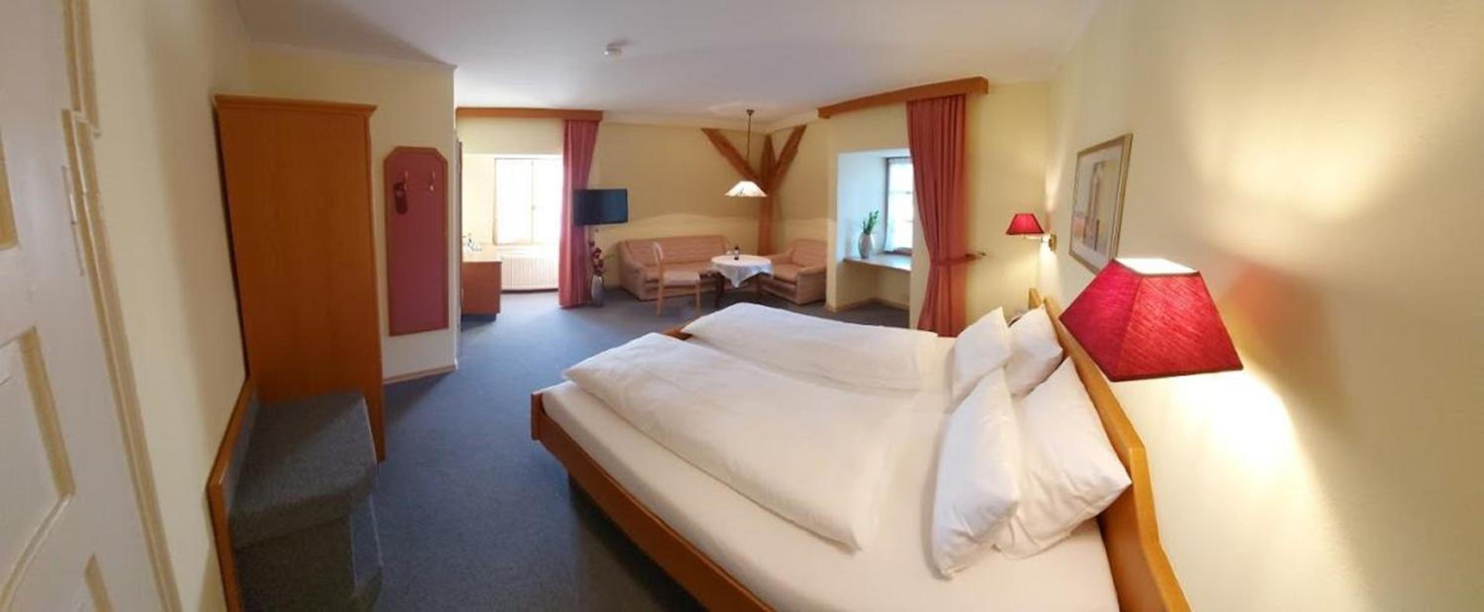 Deluxe Double Room photo 3