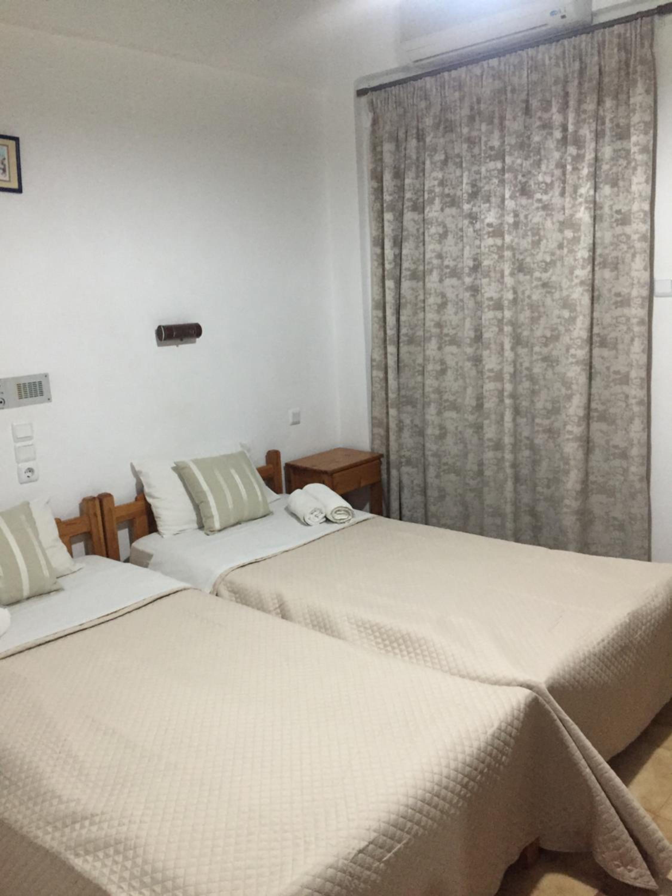 Standard Double or Twin Room with Garden View - Photo 1