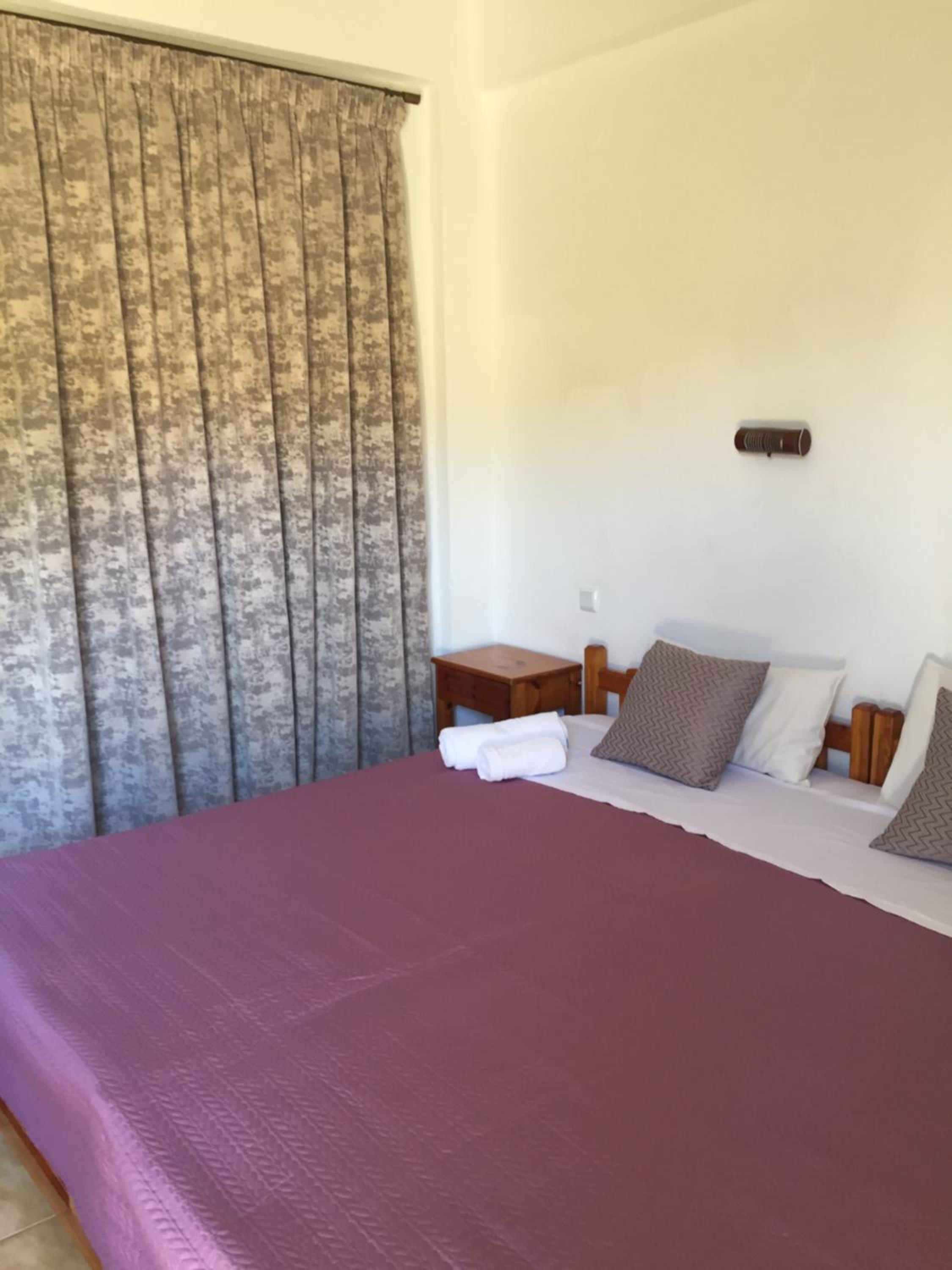 Standard Double or Twin Room with Garden View - Photo 3