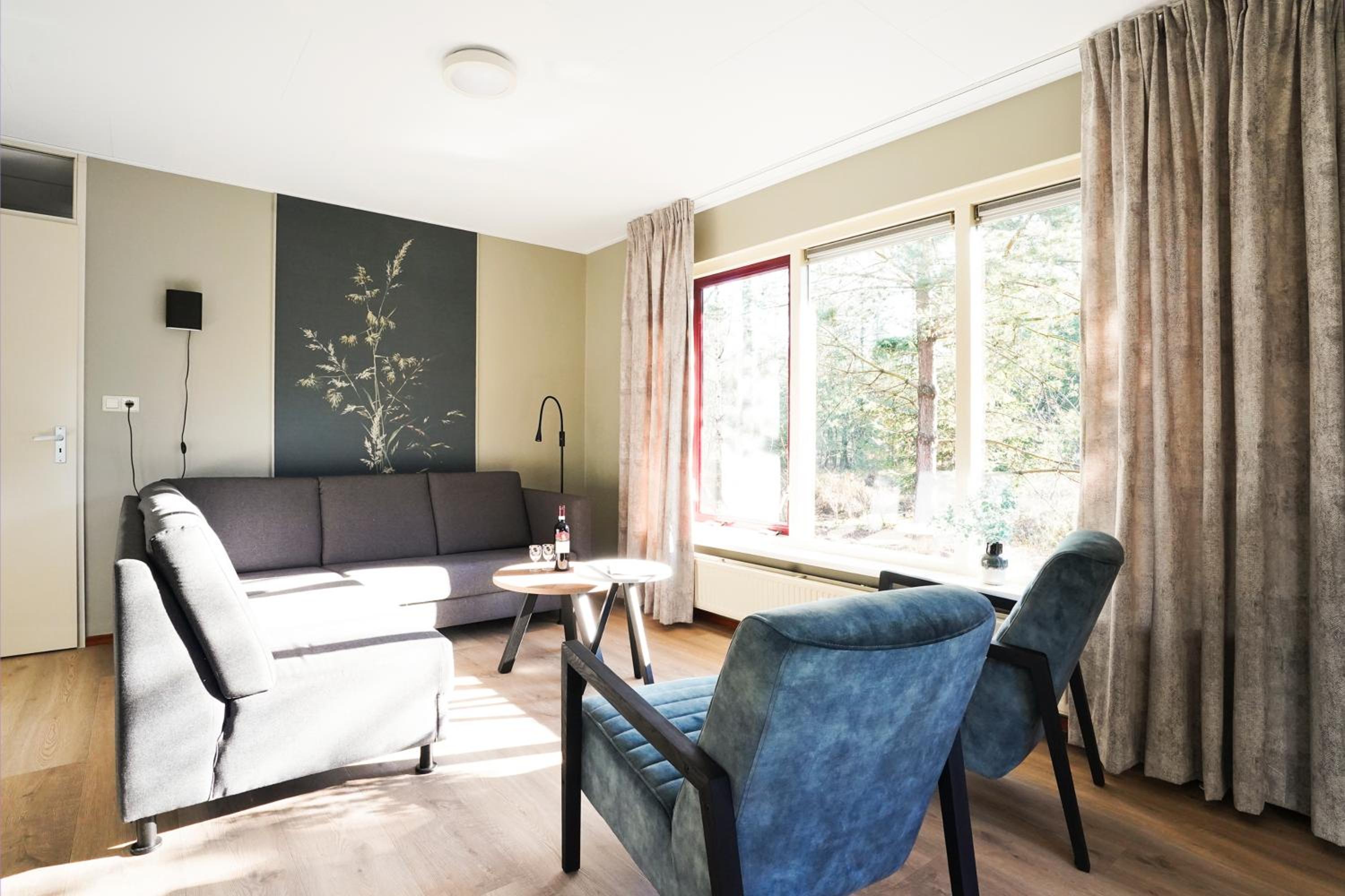 Bungalow (6 Adults) photo 3