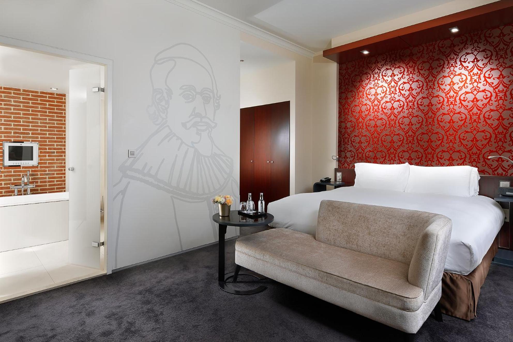 Prestige Suite