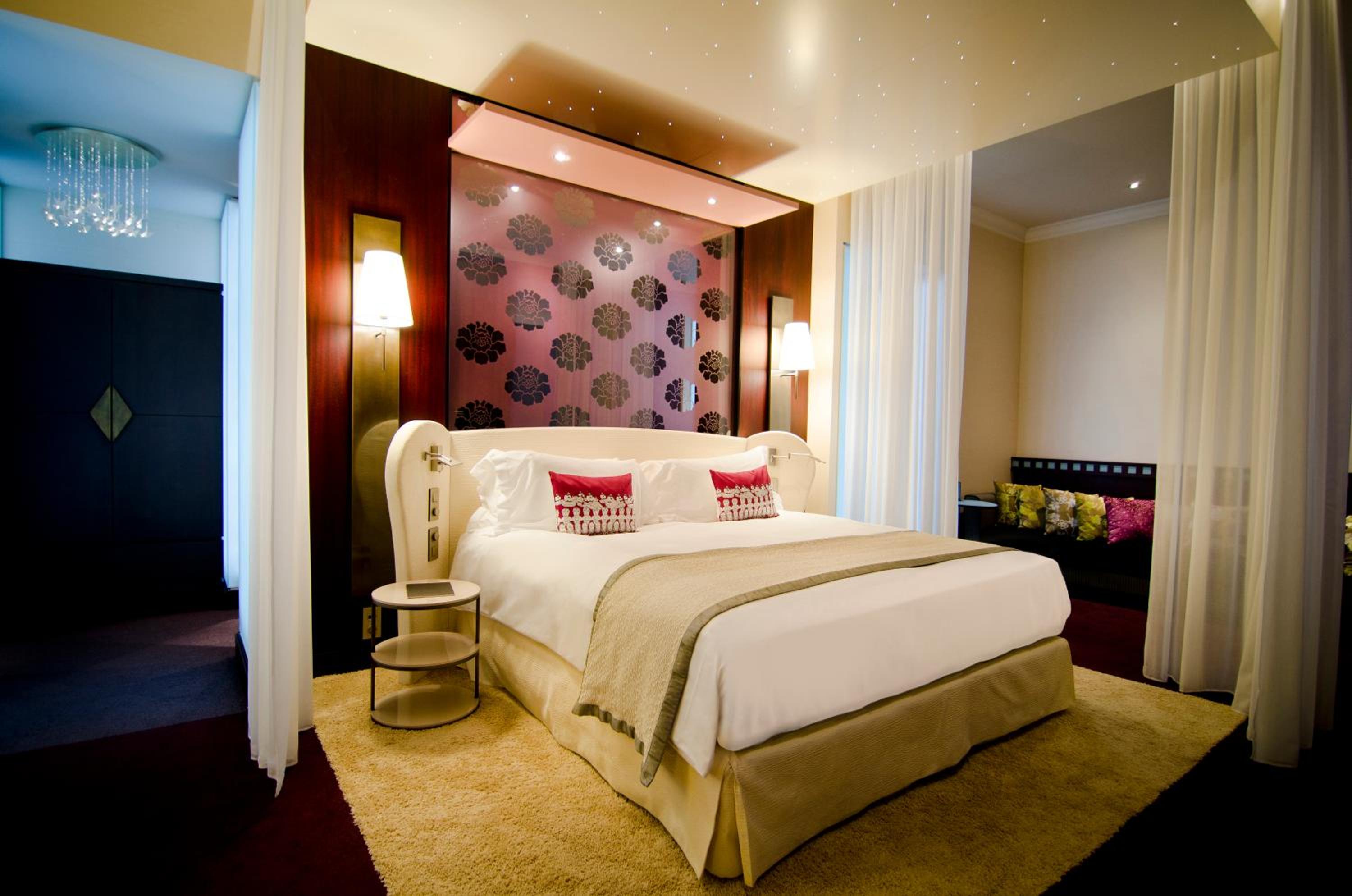 Opera Suite with Garden View