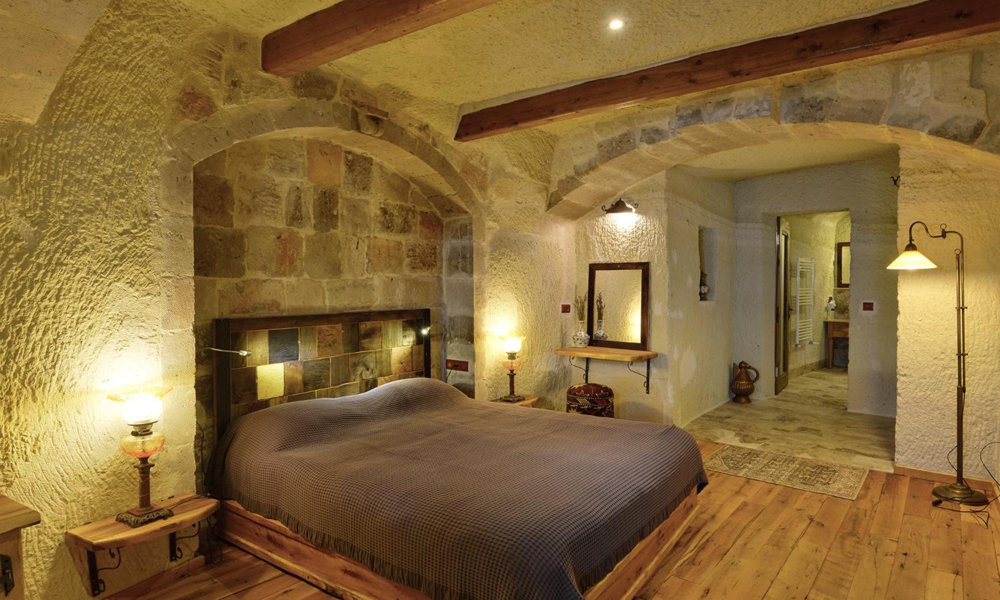 Suite with Mountain View - Photo 30