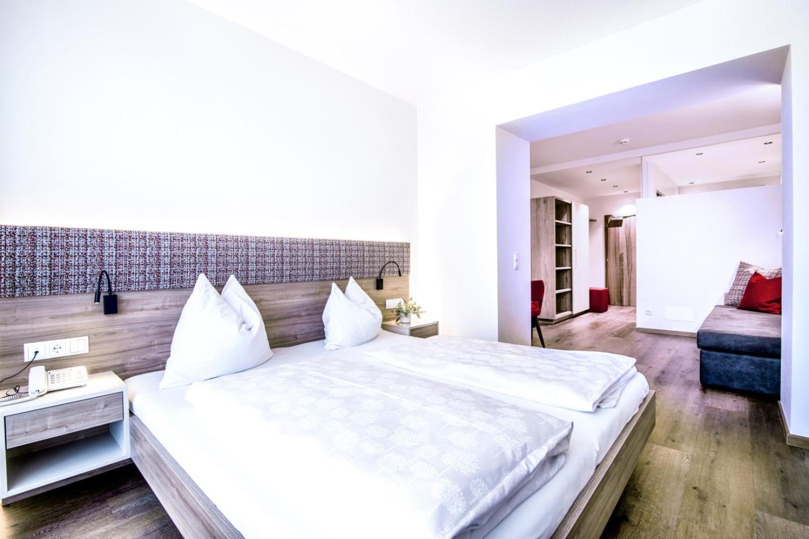 Superior Double Room - Photo 3