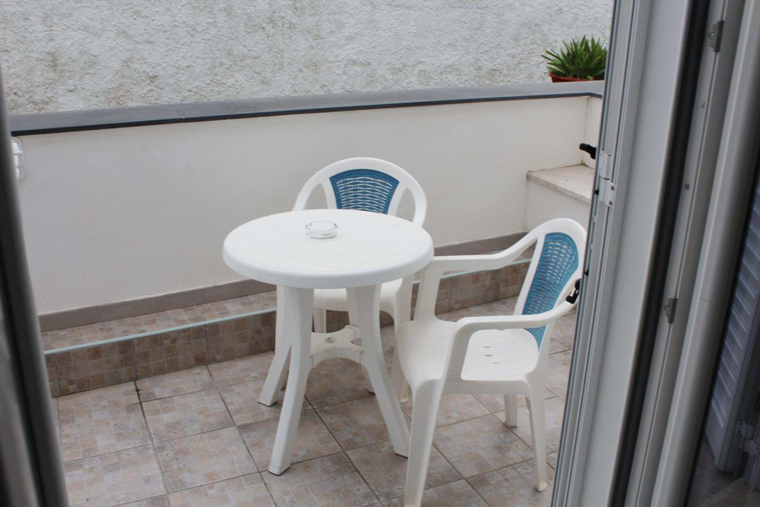 Standard Double Room - Photo 19
